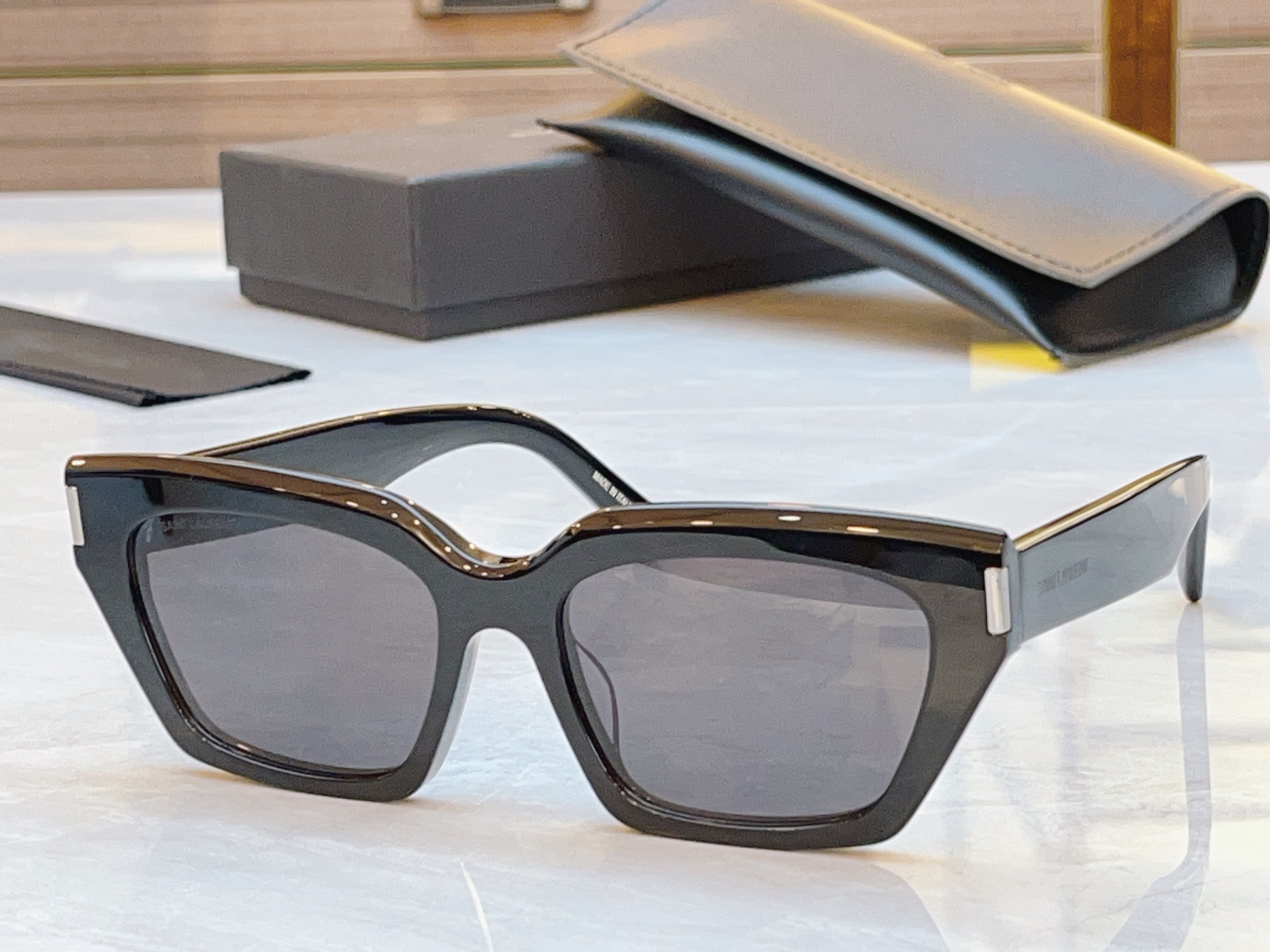 ，【SAINT LAUREN*】圣罗*兰新款太阳镜，MODEL：SL 826，SIZE：55口18-14