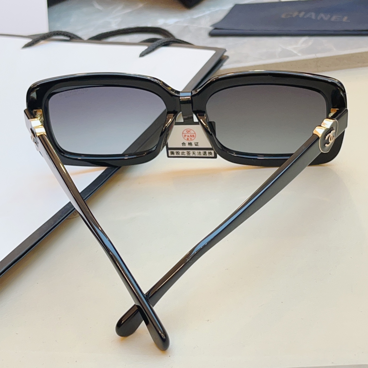 ，【CHANE*】香奈*儿新款太阳镜🕶️ 高版本✨，MODEL：CH5520-A，SIZE：56口17-