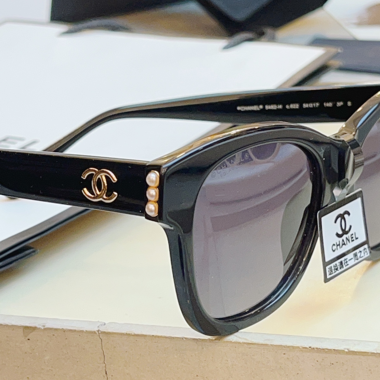 ，【CHANE*】香奈*儿新款太阳镜🕶️ 高版本✨，MODEL：CH5482-H，SIZE：54口17-