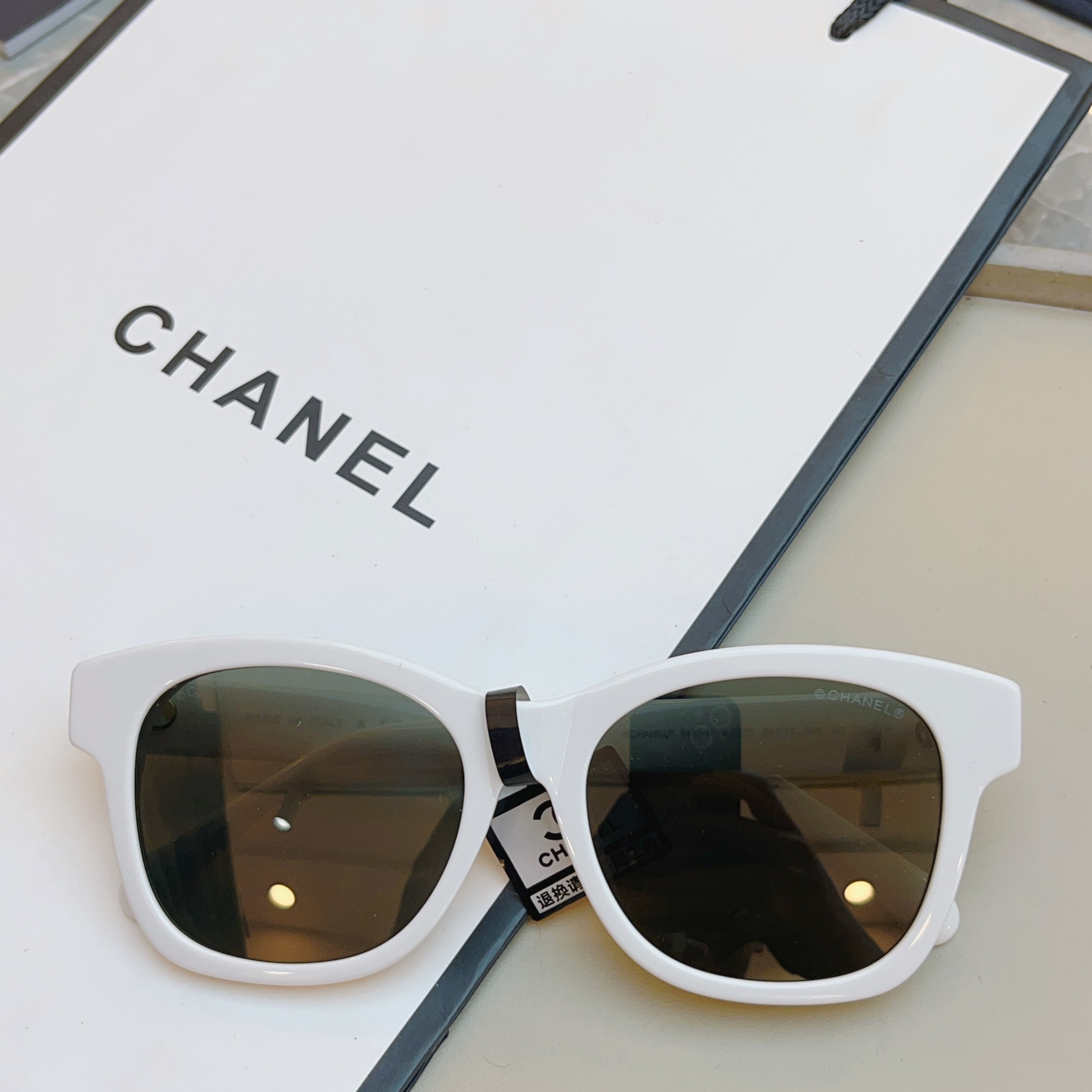 ，【CHANE*】香奈*儿新款太阳镜🕶️ 高版本✨，MODEL：CH5482-H，SIZE：54口17-