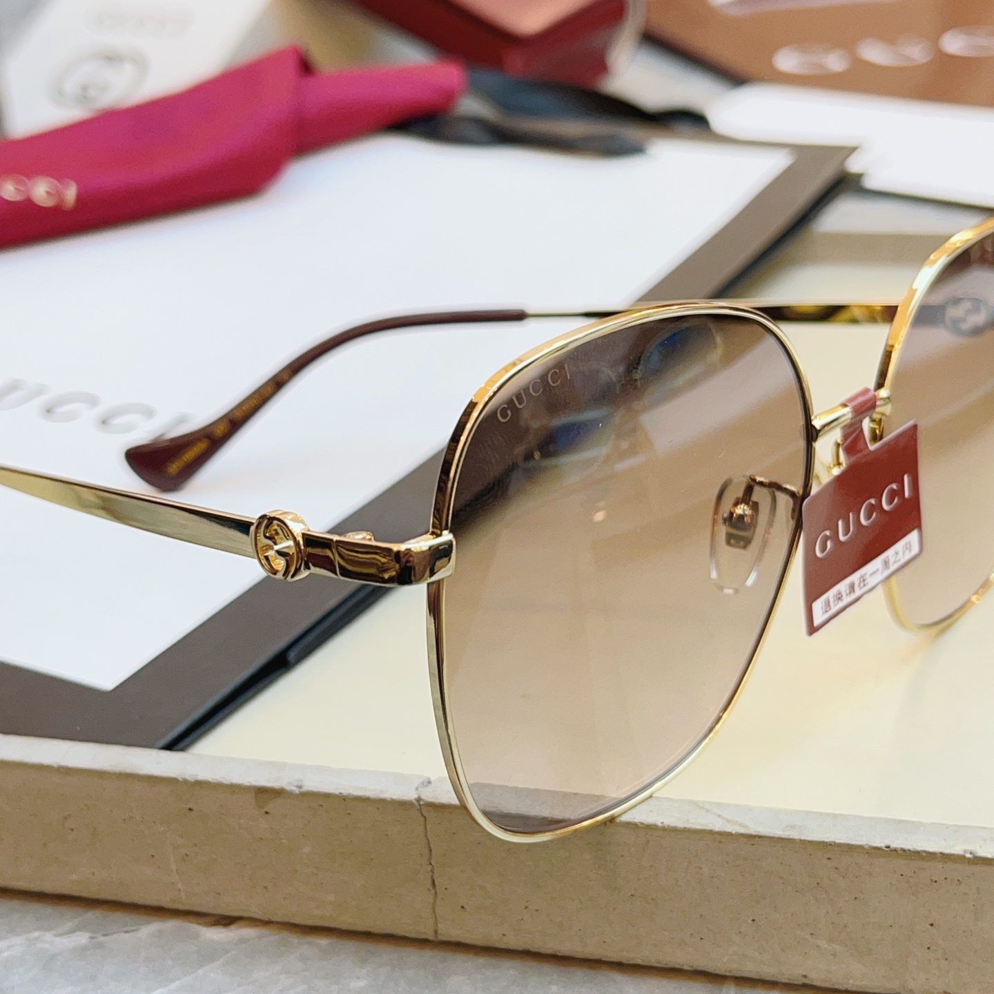 ，【GUCC*】古*驰新款太阳镜 高版本✨，MODEL：GG1089SA，SIZE：61口15-145 