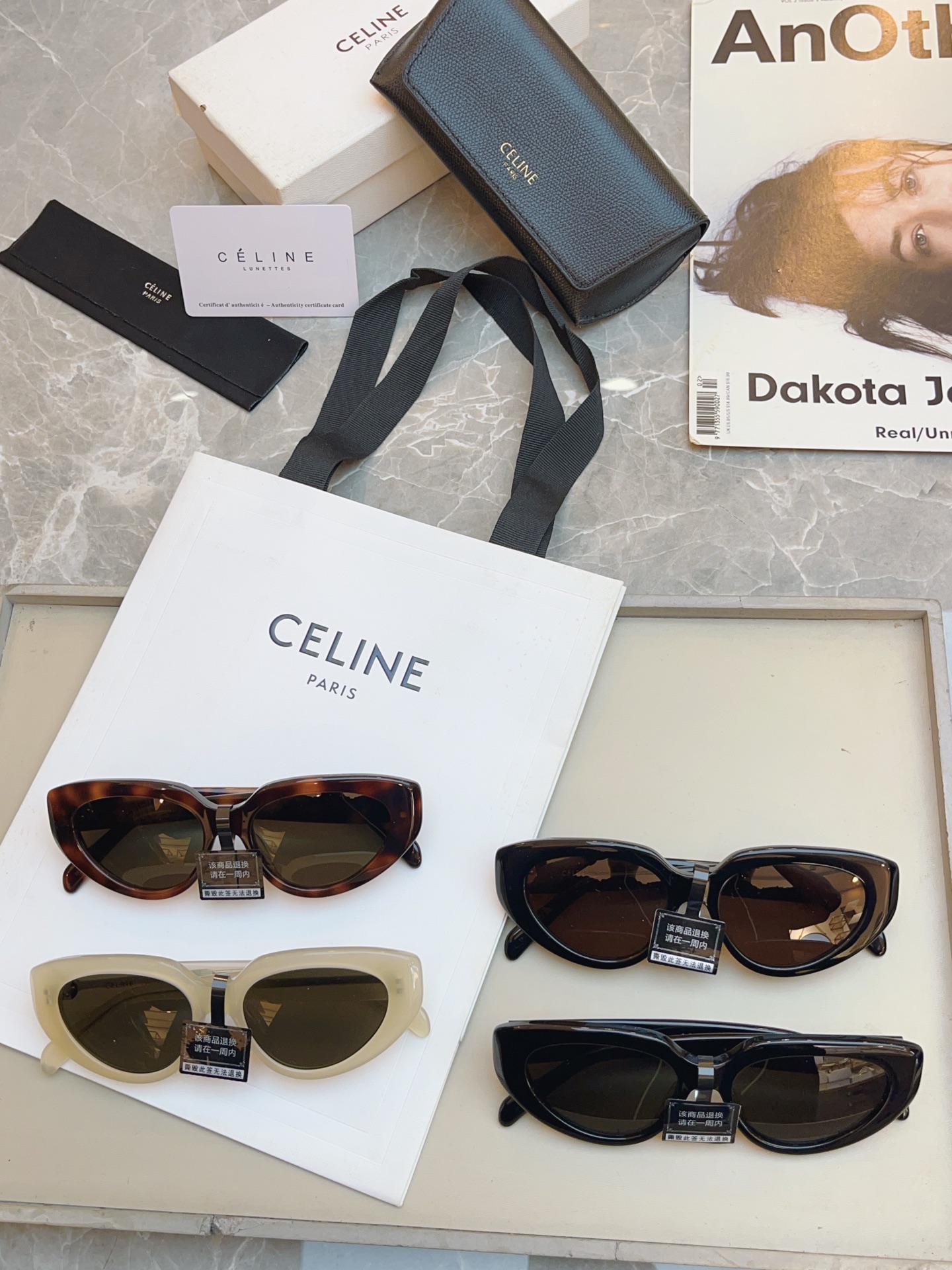 ，【CELIN*】赛*琳新款太阳镜🕶️ 高品质✨， MODEL:CL40286I，SIZE: 53口17