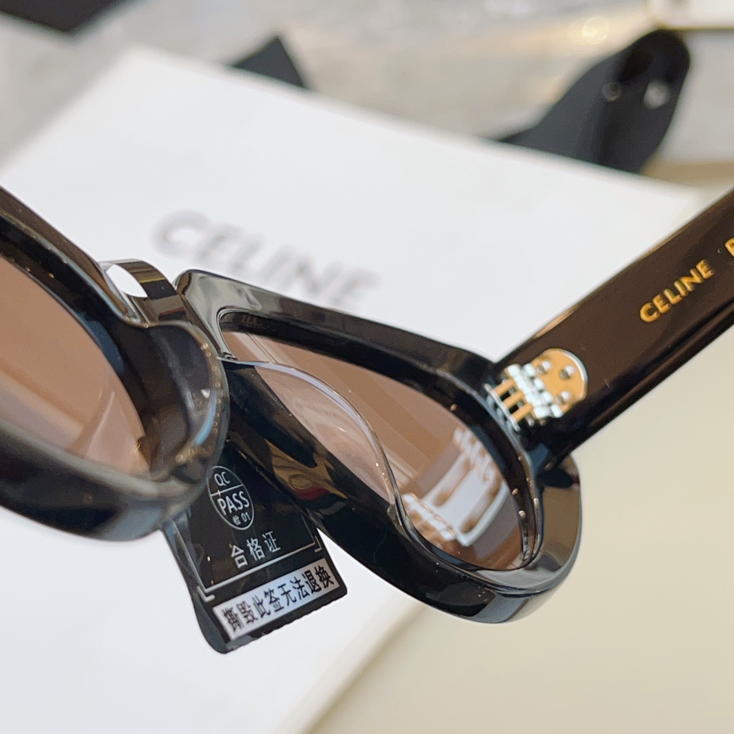 ，【CELIN*】赛*琳新款太阳镜🕶️ 高品质✨， MODEL:CL40286I，SIZE: 53口17-145