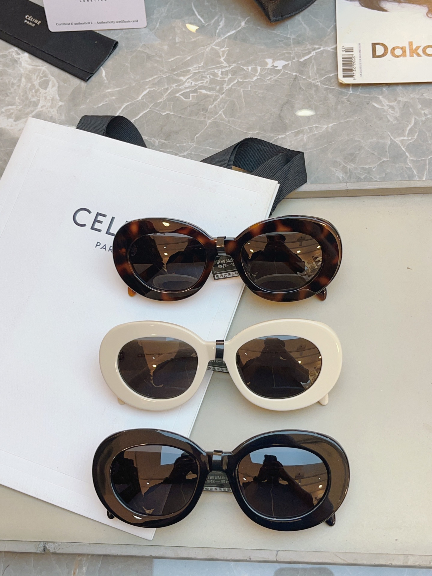 ，【CELIN*】赛*琳新款太阳镜🕶️ 高品质✨， MODEL:CL40312U，SIZE: 53口22