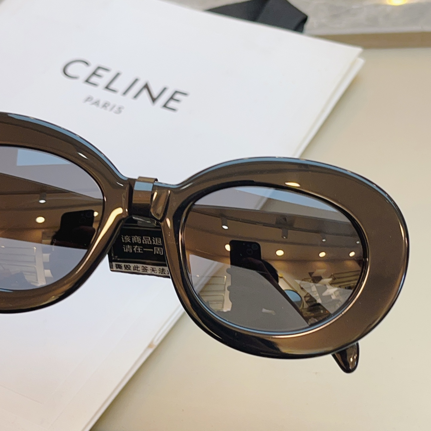 ，【CELIN*】赛*琳新款太阳镜🕶️ 高品质✨， MODEL:CL40312U，SIZE: 53口22