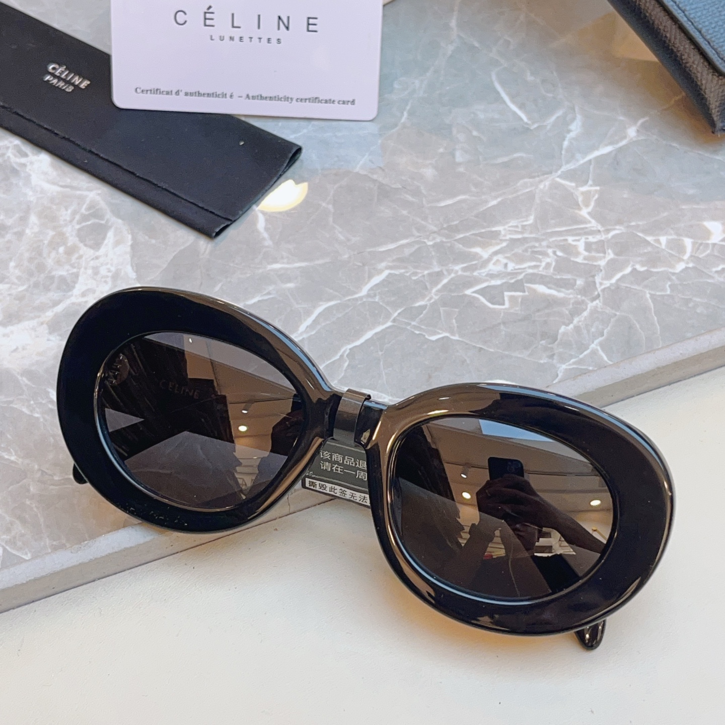 ，【CELIN*】赛*琳新款太阳镜🕶️ 高品质✨， MODEL:CL40312U，SIZE: 53口22