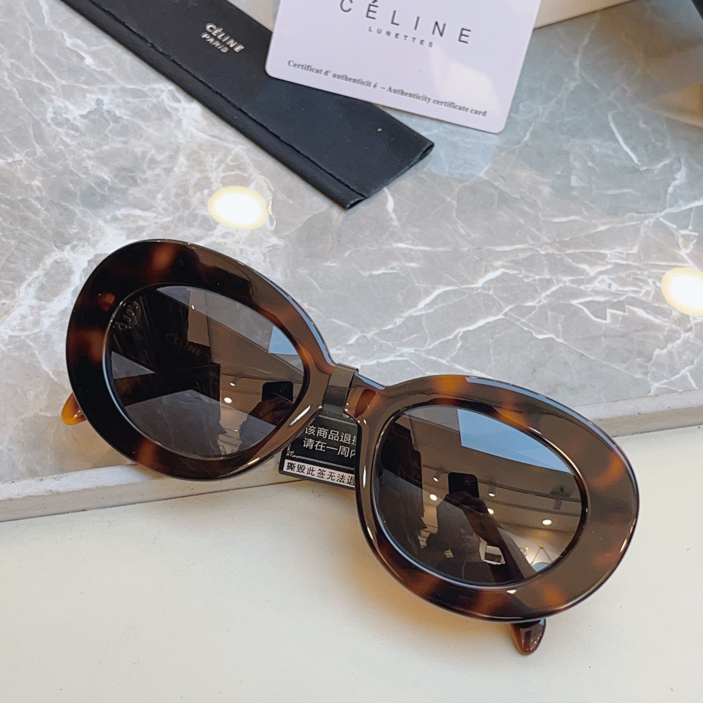 ，【CELIN*】赛*琳新款太阳镜🕶️ 高品质✨， MODEL:CL40312U，SIZE: 53口22