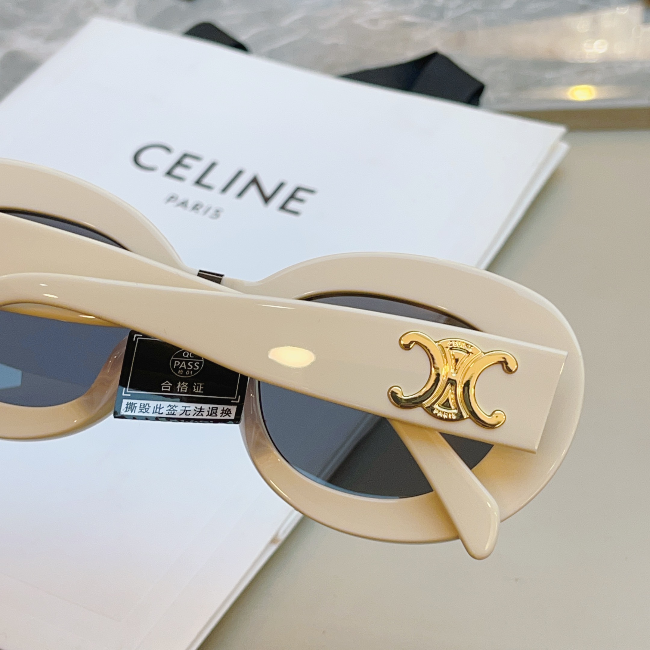 ，【CELIN*】赛*琳新款太阳镜🕶️ 高品质✨， MODEL:CL40312U，SIZE: 53口22