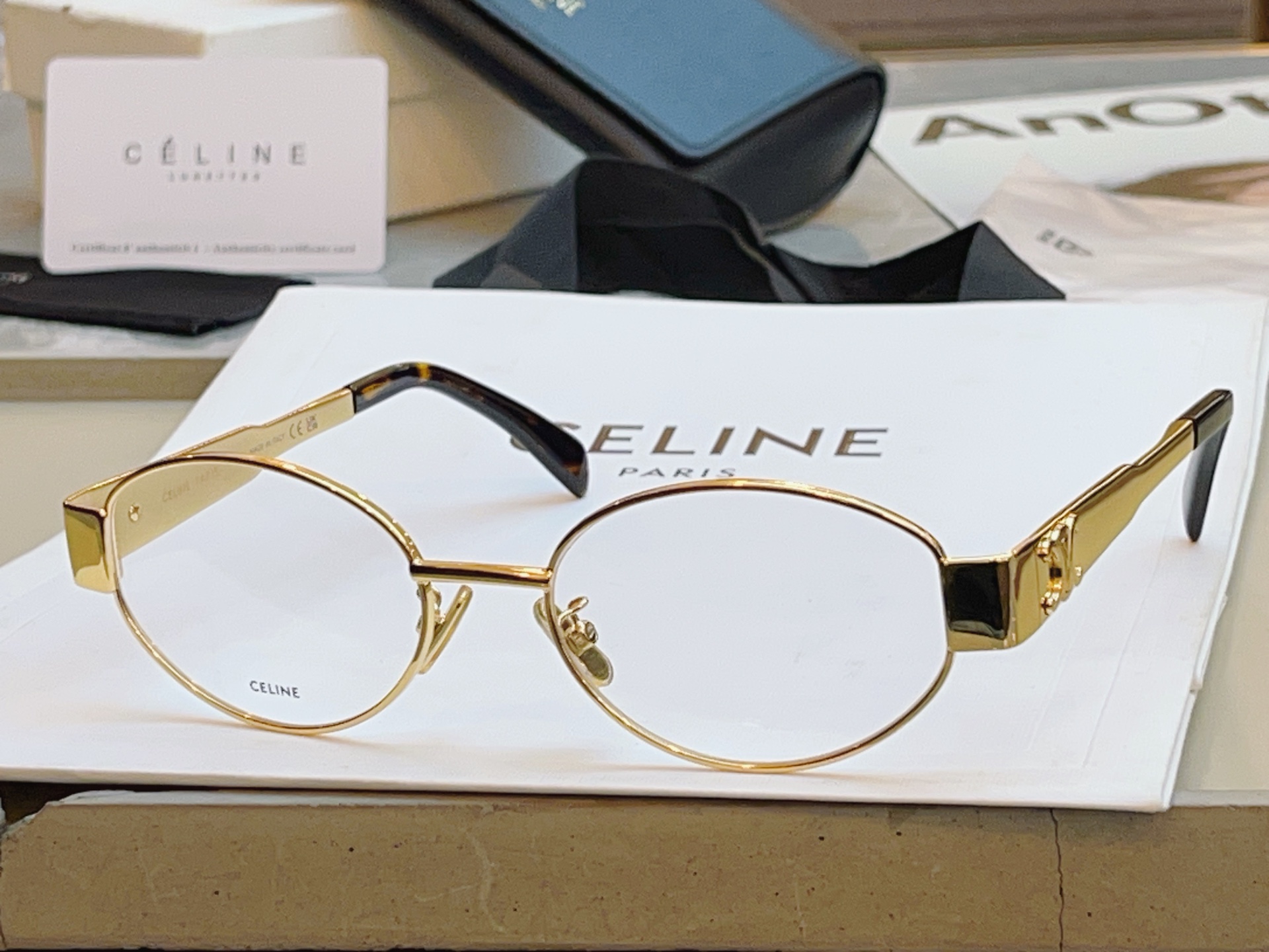 ，【CELIN*】赛*琳新款眼镜架👓 高品质✨， MODEL:CL50140U，SIZE: 53口17-