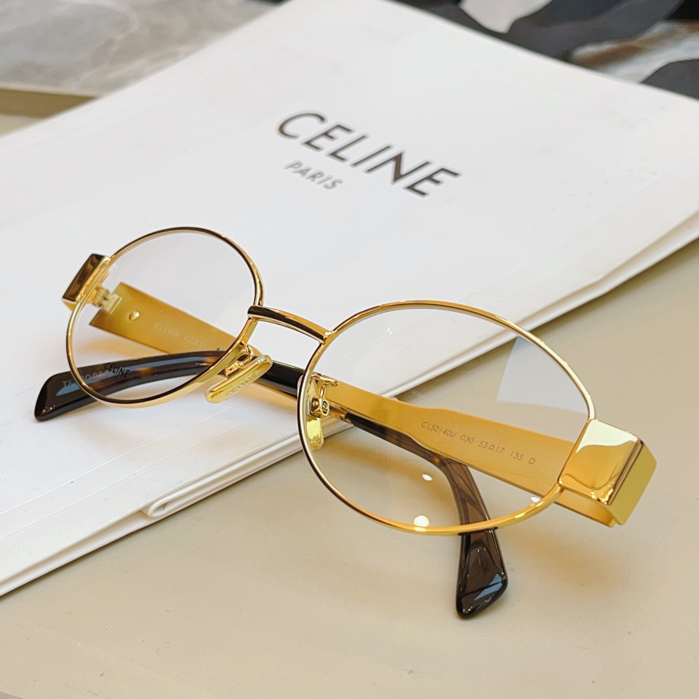 ，【CELIN*】赛*琳新款眼镜架👓 高品质✨， MODEL:CL50140U，SIZE: 53口17-