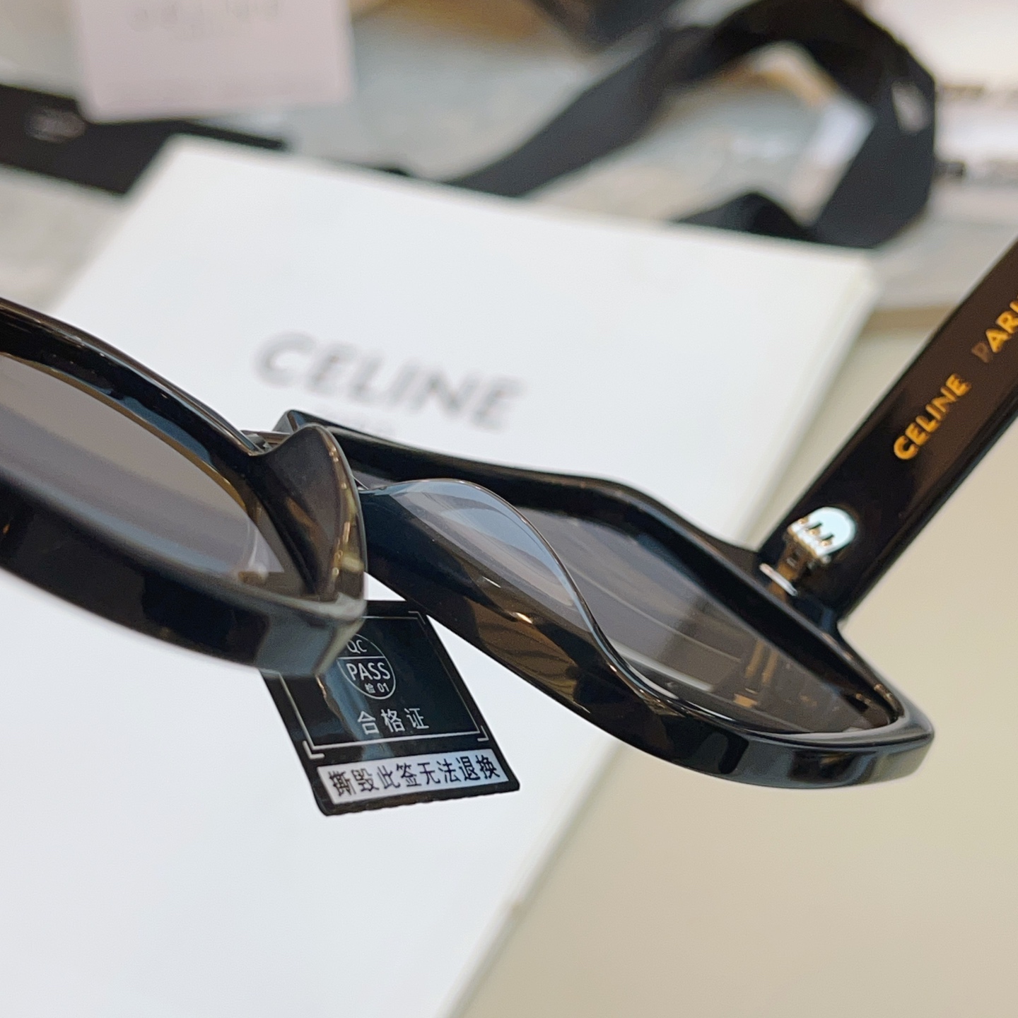 ，【CELIN*】赛*琳新款太阳镜🕶️ 高品质✨， MODEL:CL40316U，SIZE: 60口15