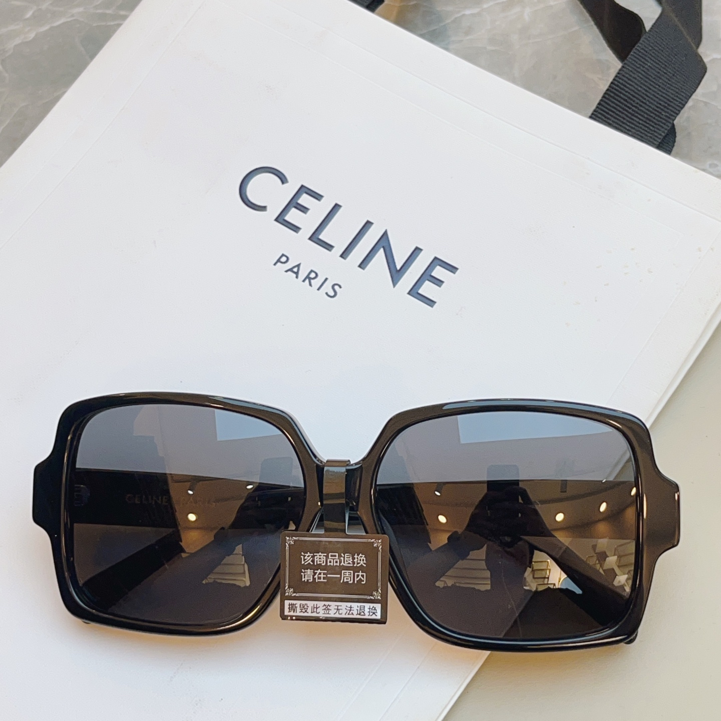 ，【CELIN*】赛*琳新款太阳镜🕶️ 高品质✨， MODEL:CL40316U，SIZE: 60口15