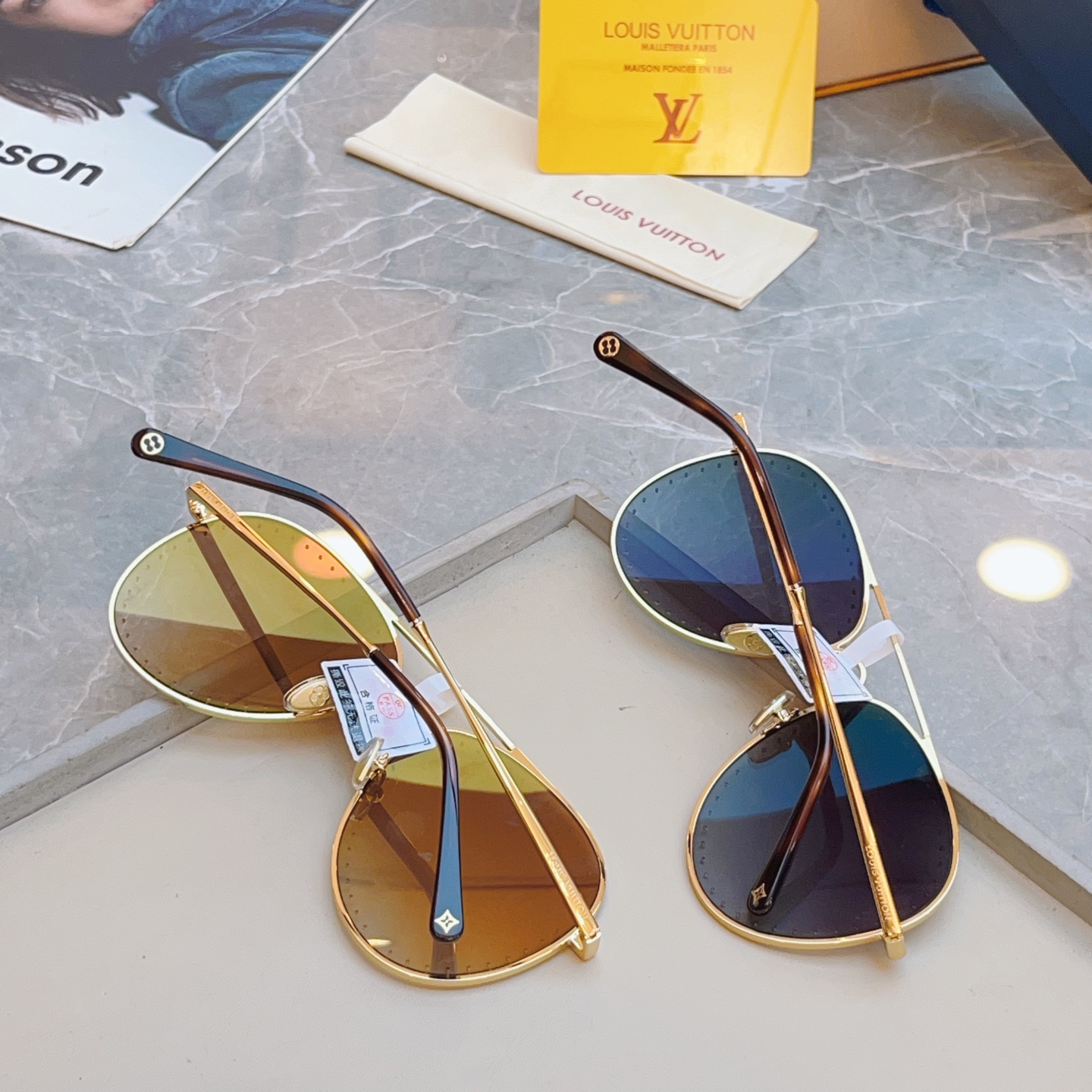 ，【LOUIS VUITTO*】路易*威登新款太阳镜🕶️ 高品质✨，MODEL：Z1506、Z1507U