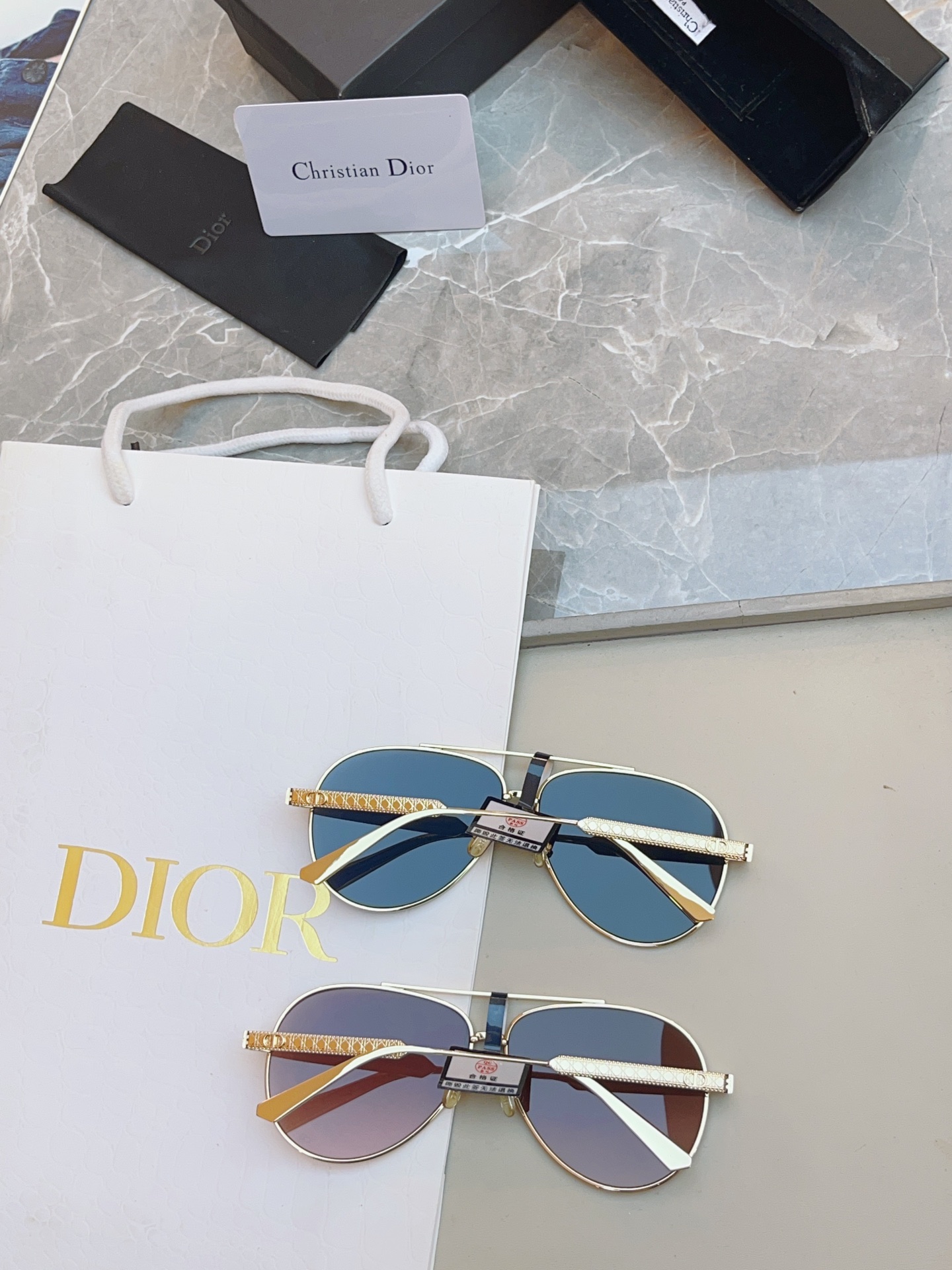 ，【DIO* 】迪*奥新款太阳镜🕶️，高版本 18K金电镀✨MODEL：DiorCannage A1U，