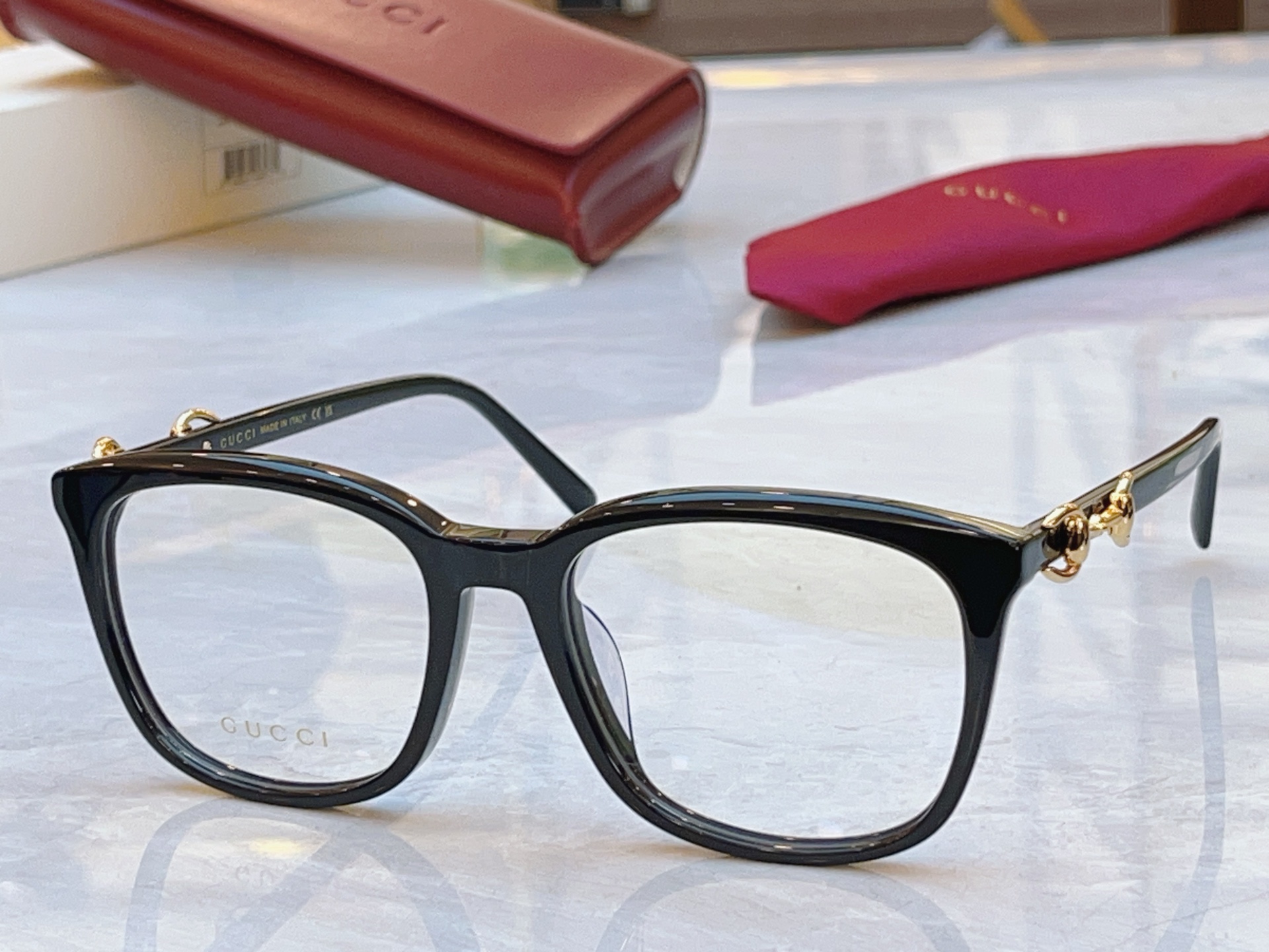 ，【GUCC*】古*驰新款太阳镜，MODEL：GG2057SK，SIZE：56口19-145