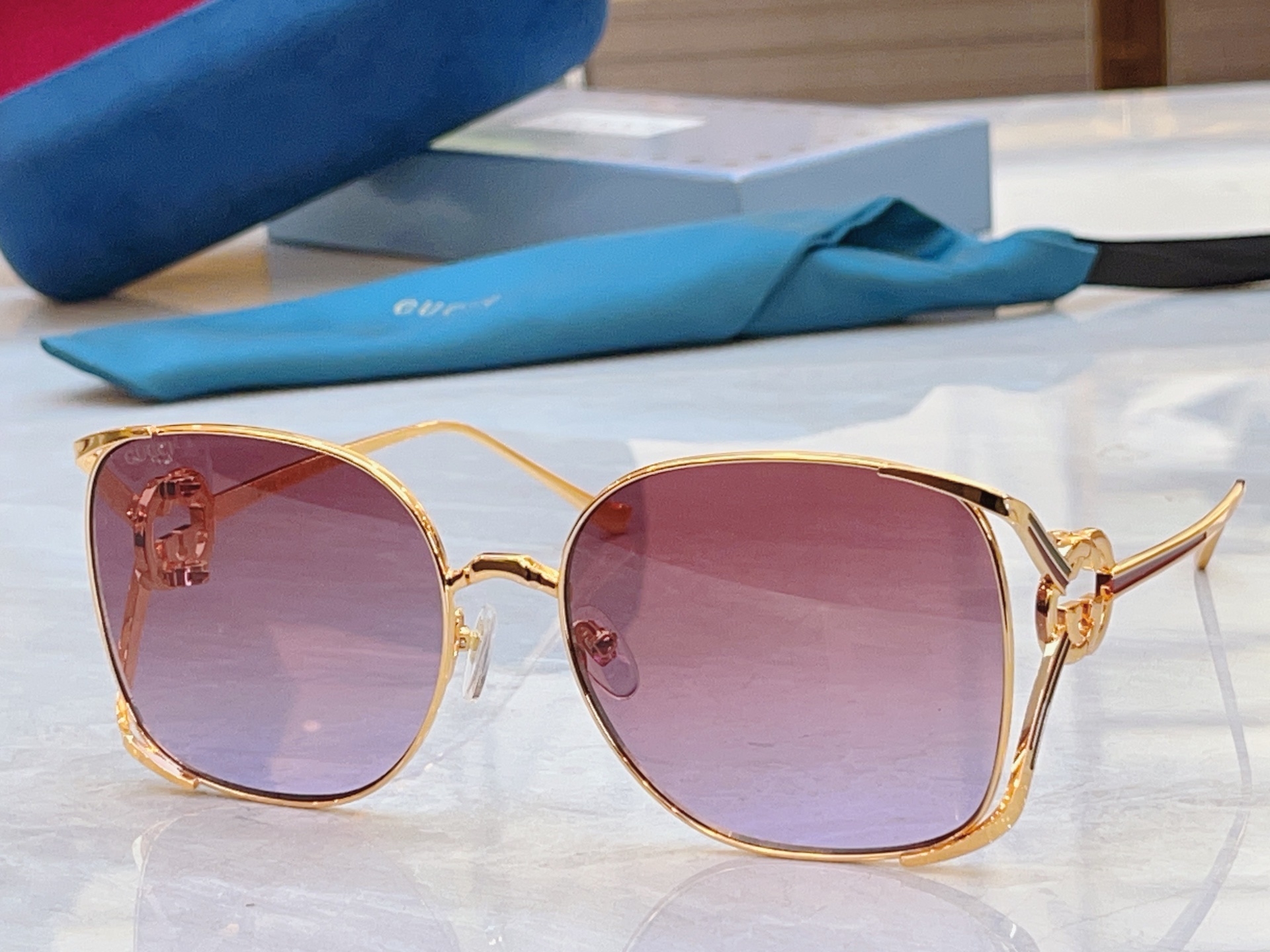 ，【GUCC*】古*驰新款太阳镜，GG1669L，SIZE:60口18-132