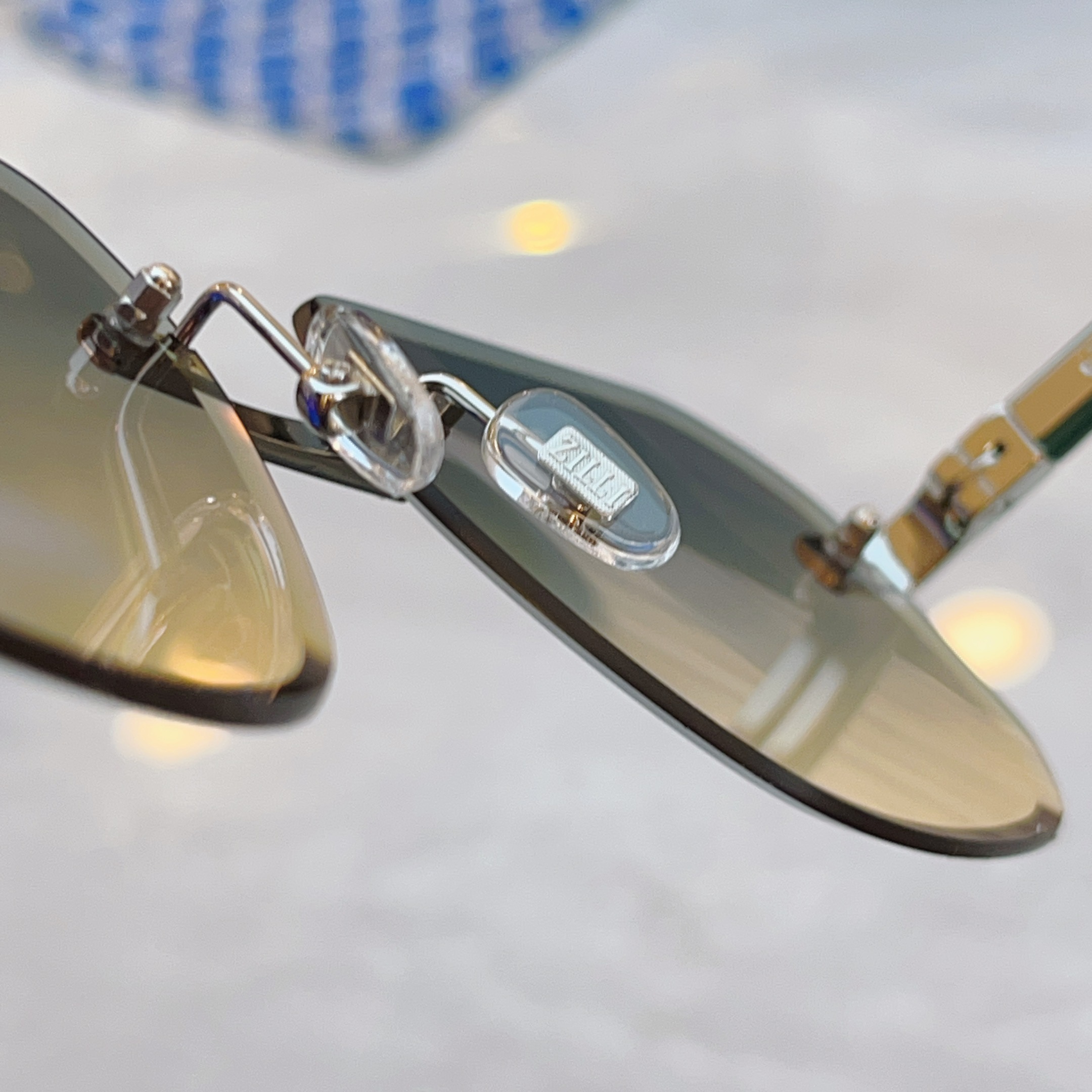 ，【ZEIZ*】蔡*司新款太阳镜，MODEL：ZI80141，SIZE：61口16-145