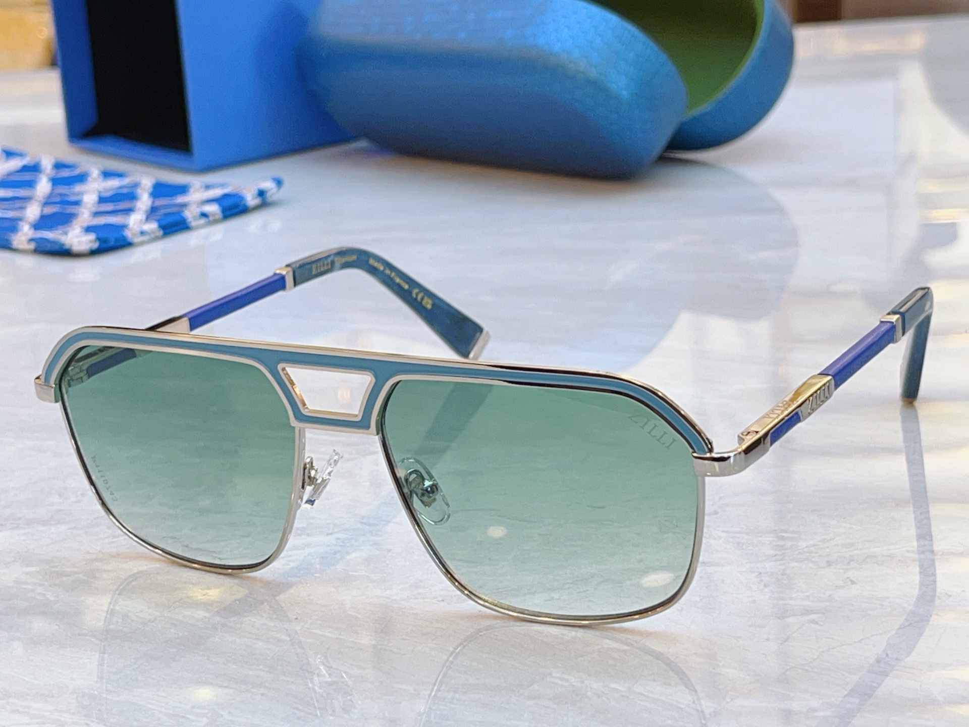 ，【ZEIZ*】蔡*司新款太阳镜，MODEL：ZI65049，SIZE：59口17-145