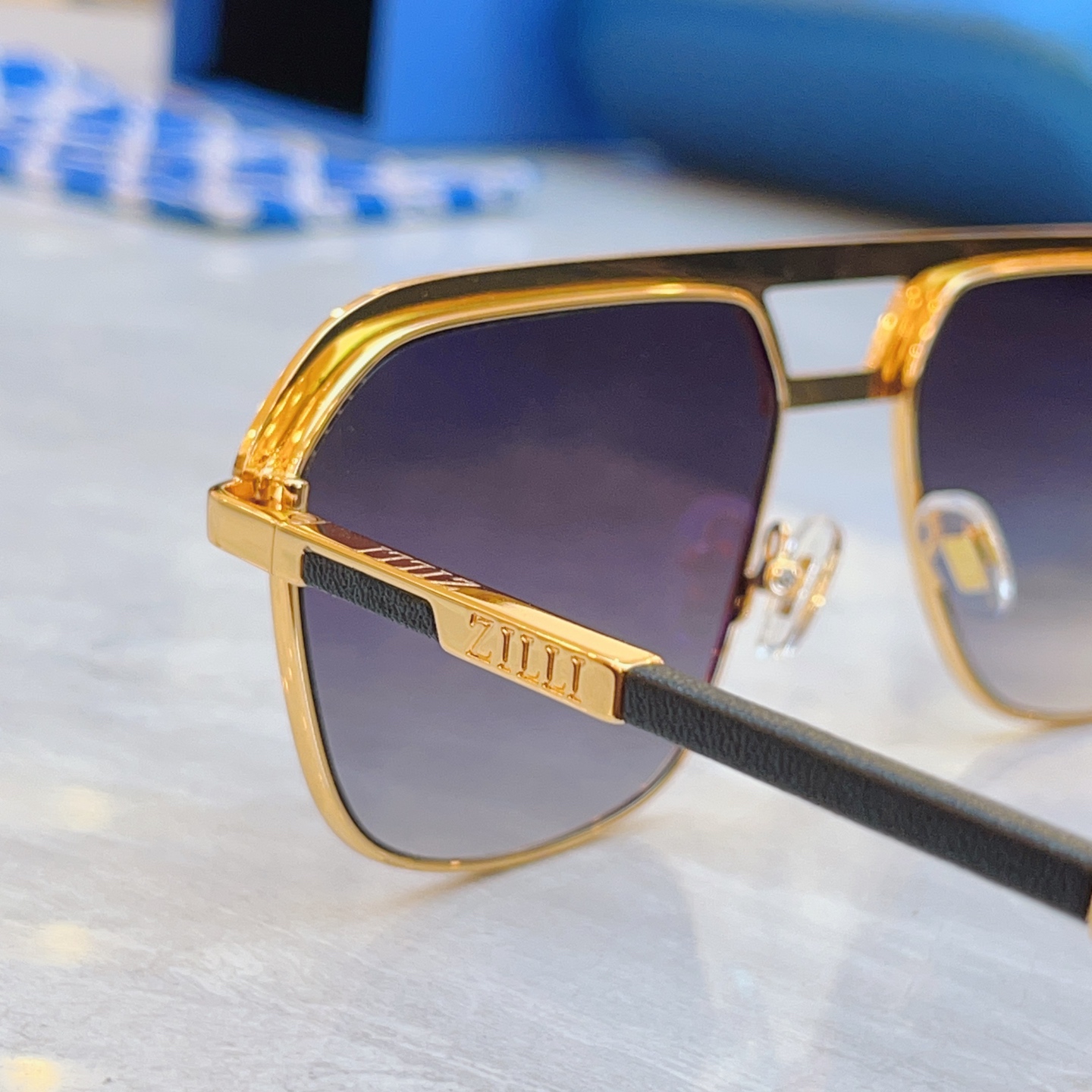 ，【ZEIZ*】蔡*司新款太阳镜，MODEL：ZI65049，SIZE：59口17-145