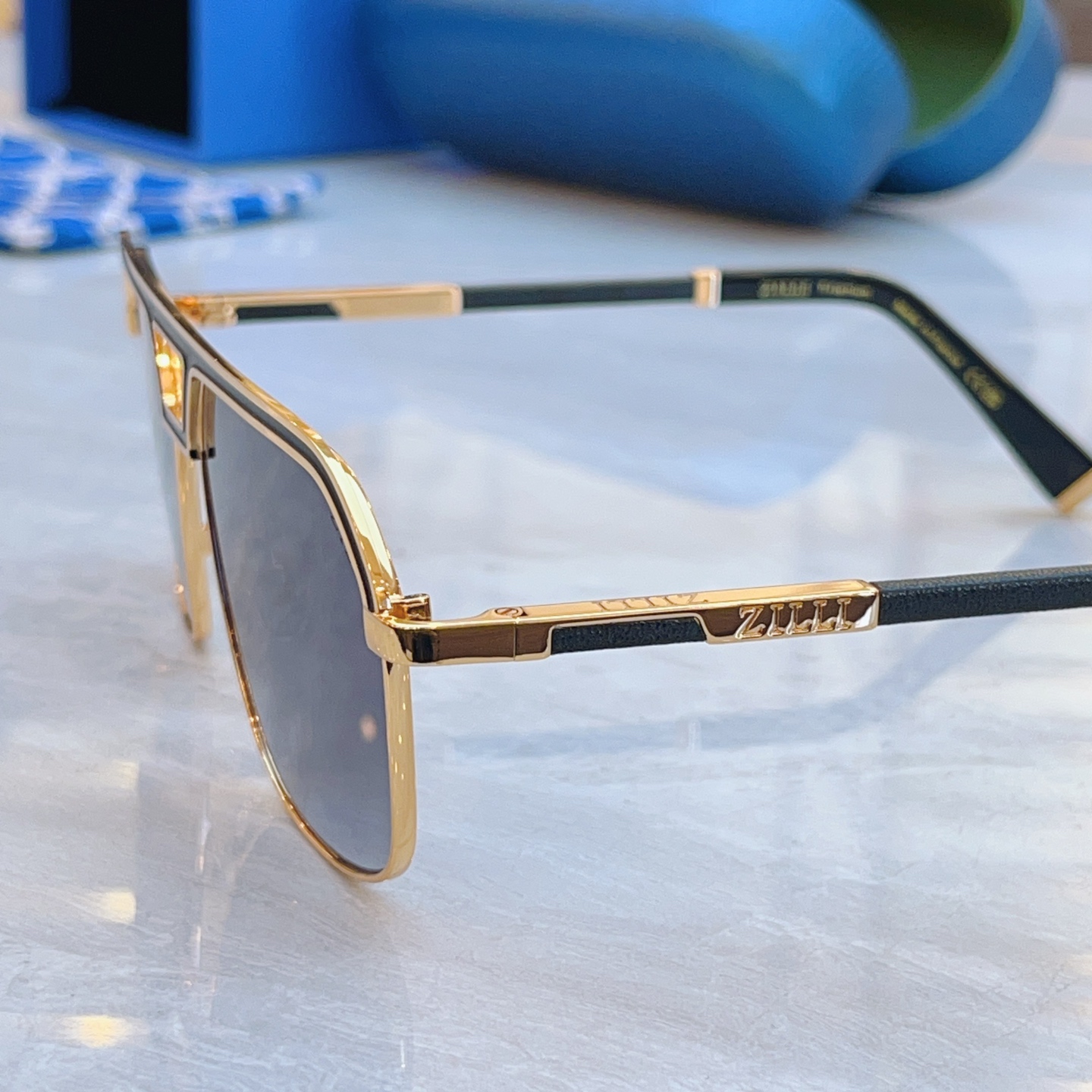 ，【ZEIZ*】蔡*司新款太阳镜，MODEL：ZI65049，SIZE：59口17-145