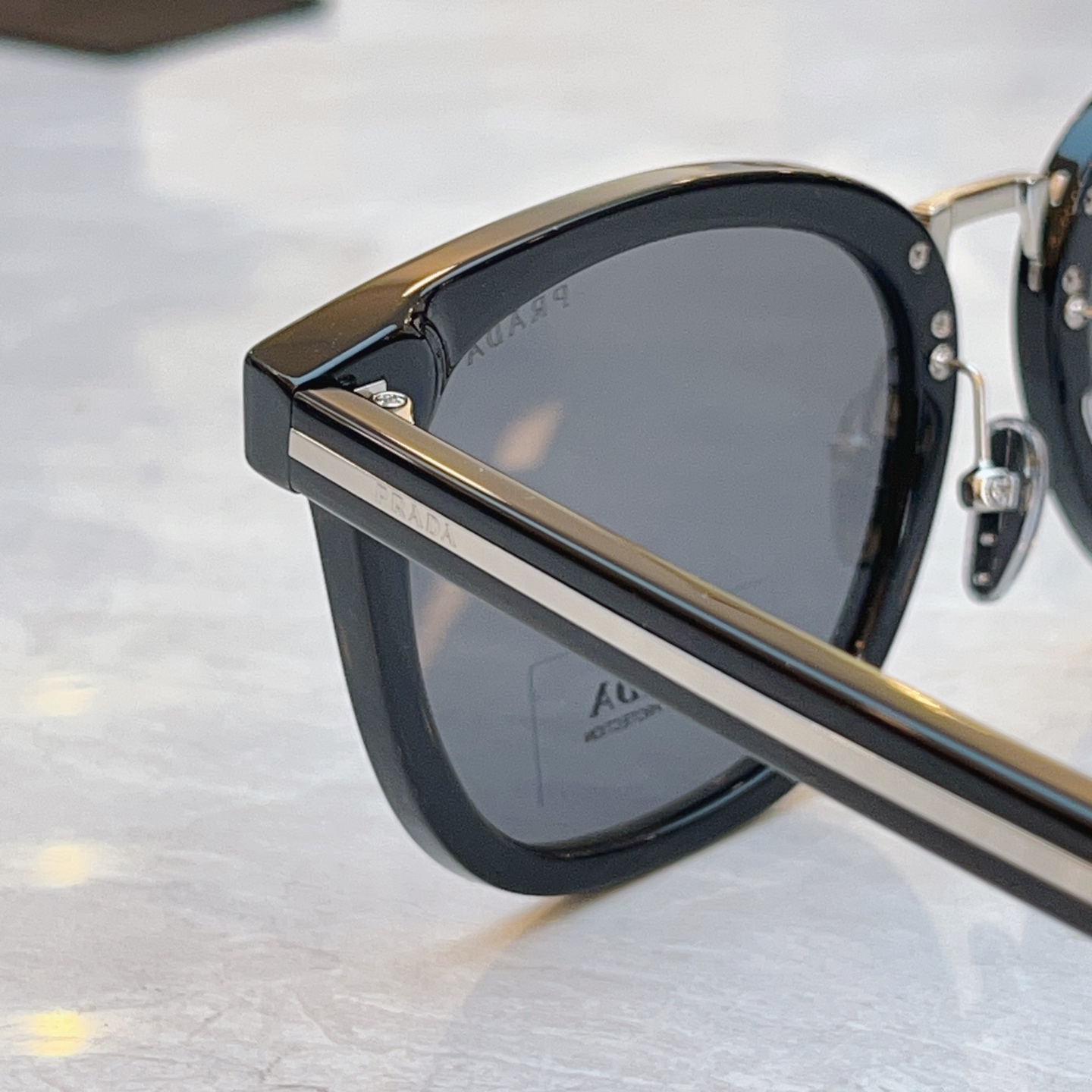 ，【PRAD*】普拉*达新款太阳镜，MODEL：SPR C01SD，SIZE：53口20-145