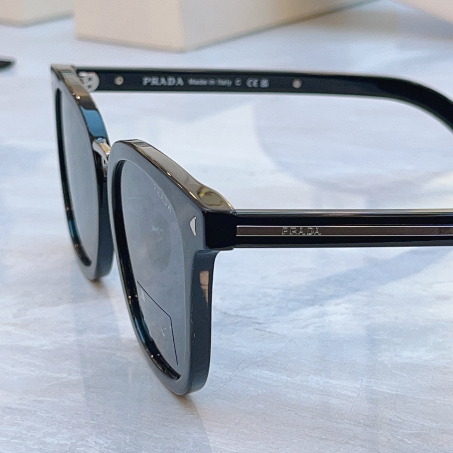 ，【PRAD*】普拉*达新款太阳镜，MODEL：SPR C01SD，SIZE：53口20-145