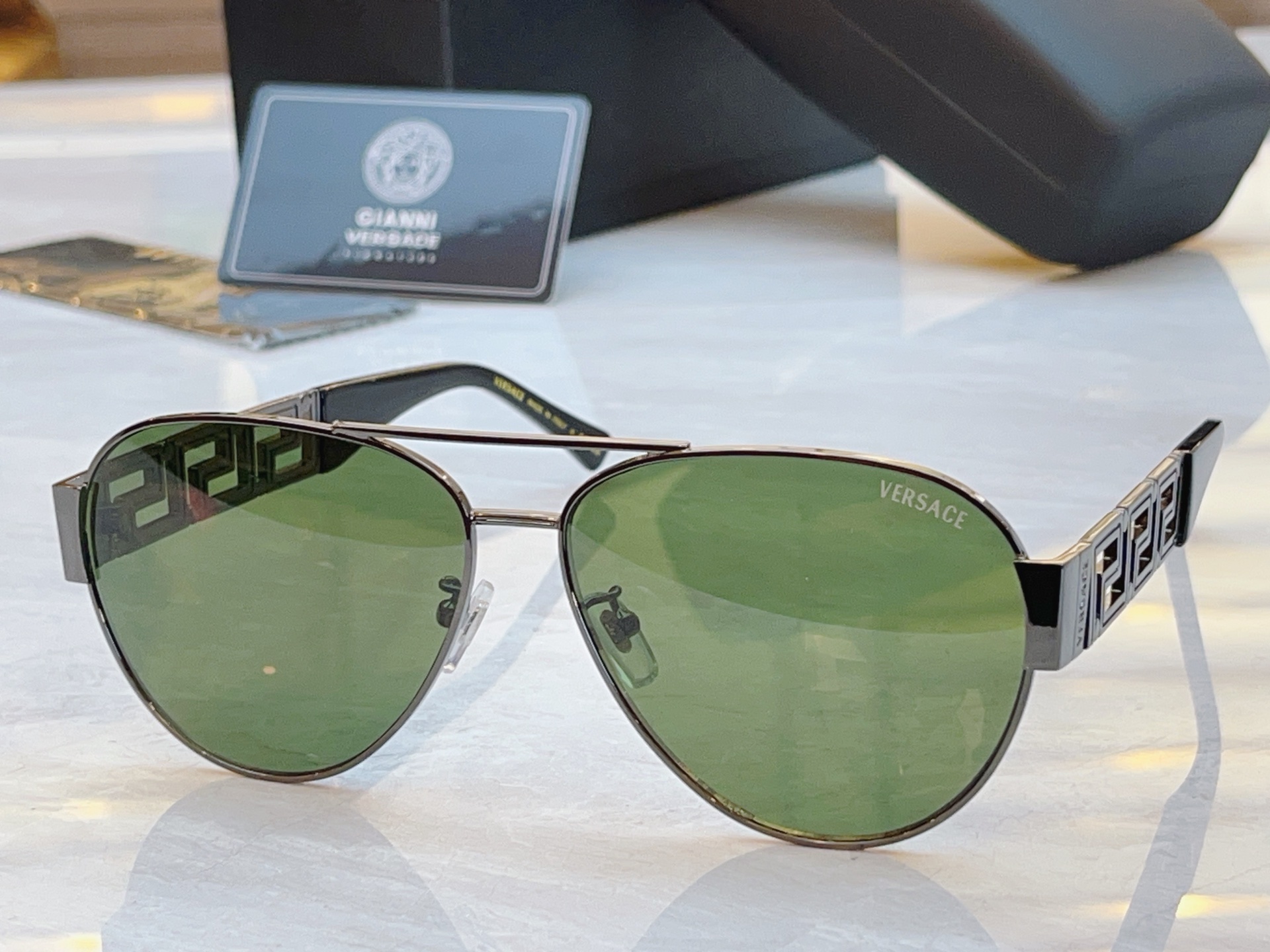 ，【VERSAC*】范思*哲新款太阳镜，MODEL：VE2289，SIZE：61口13-145