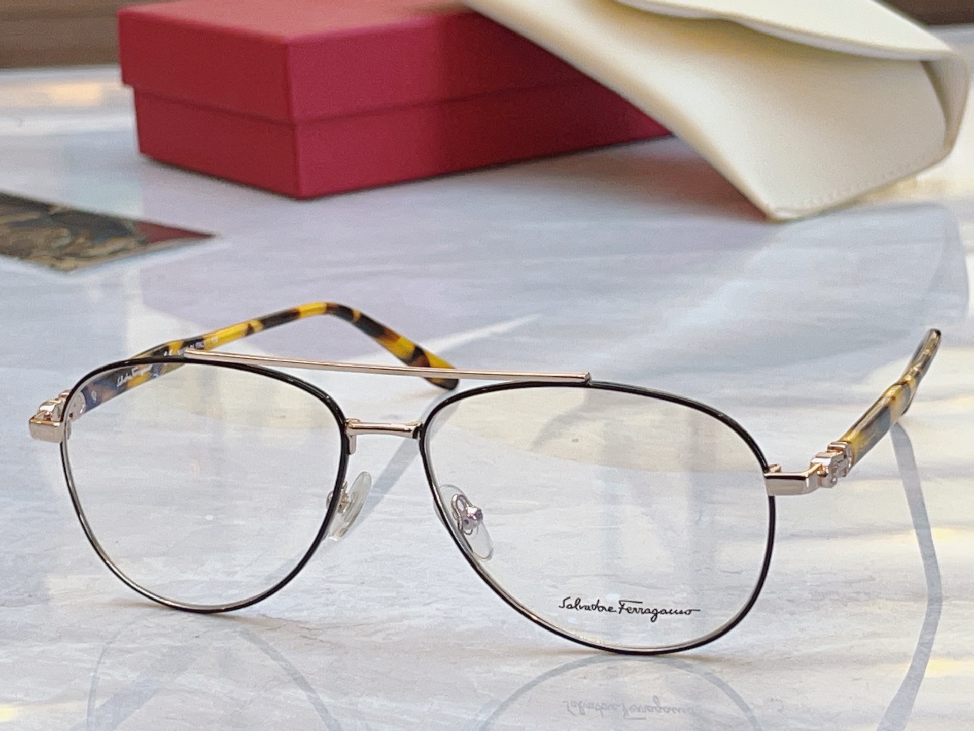 ，【Salvatore ferragam*】 菲拉*格慕 新款眼镜架，MODEL：SF2184，SIZE