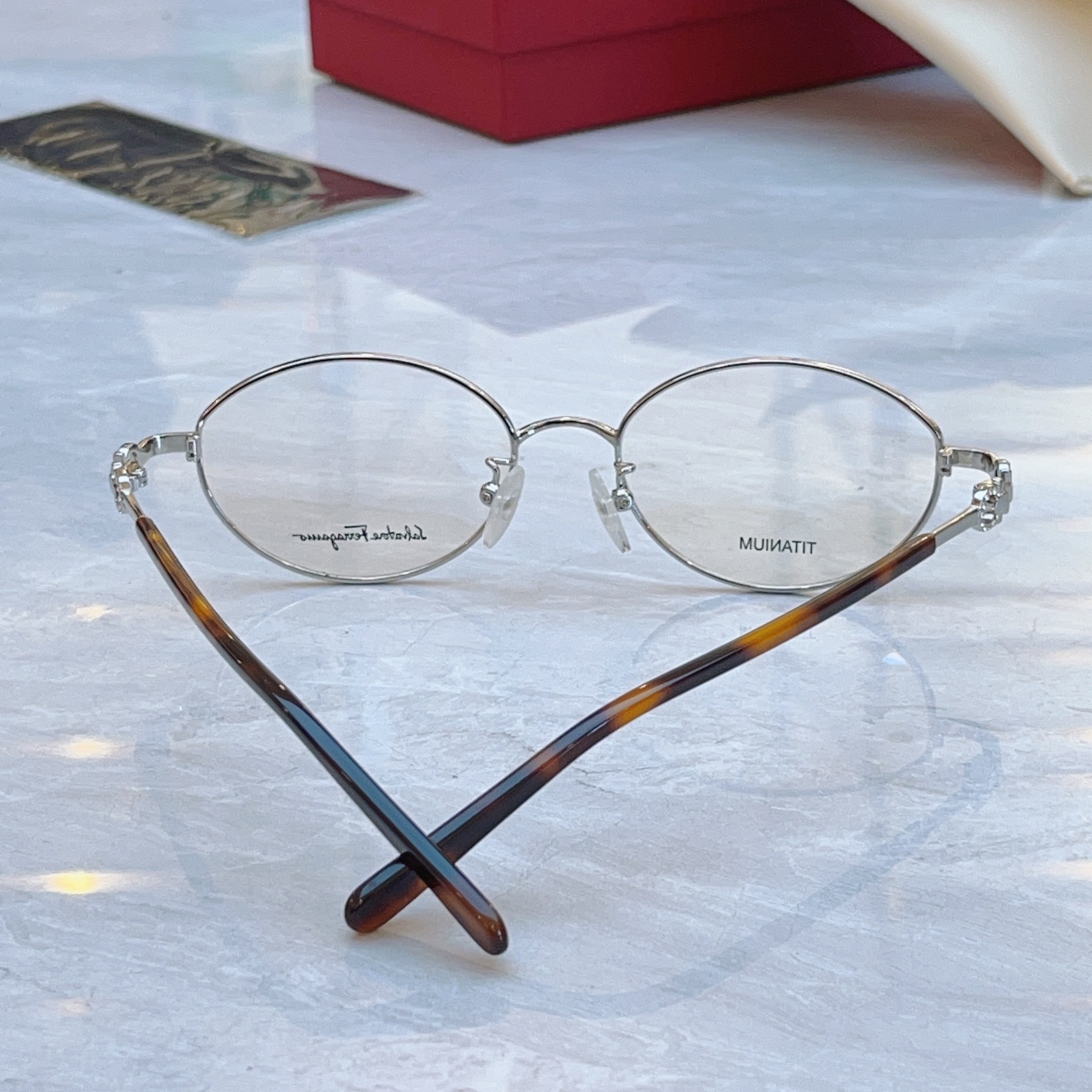 ，【Salvatore ferragam*】 菲拉*格慕 新款眼镜架，MODEL：SF2555RA，SI