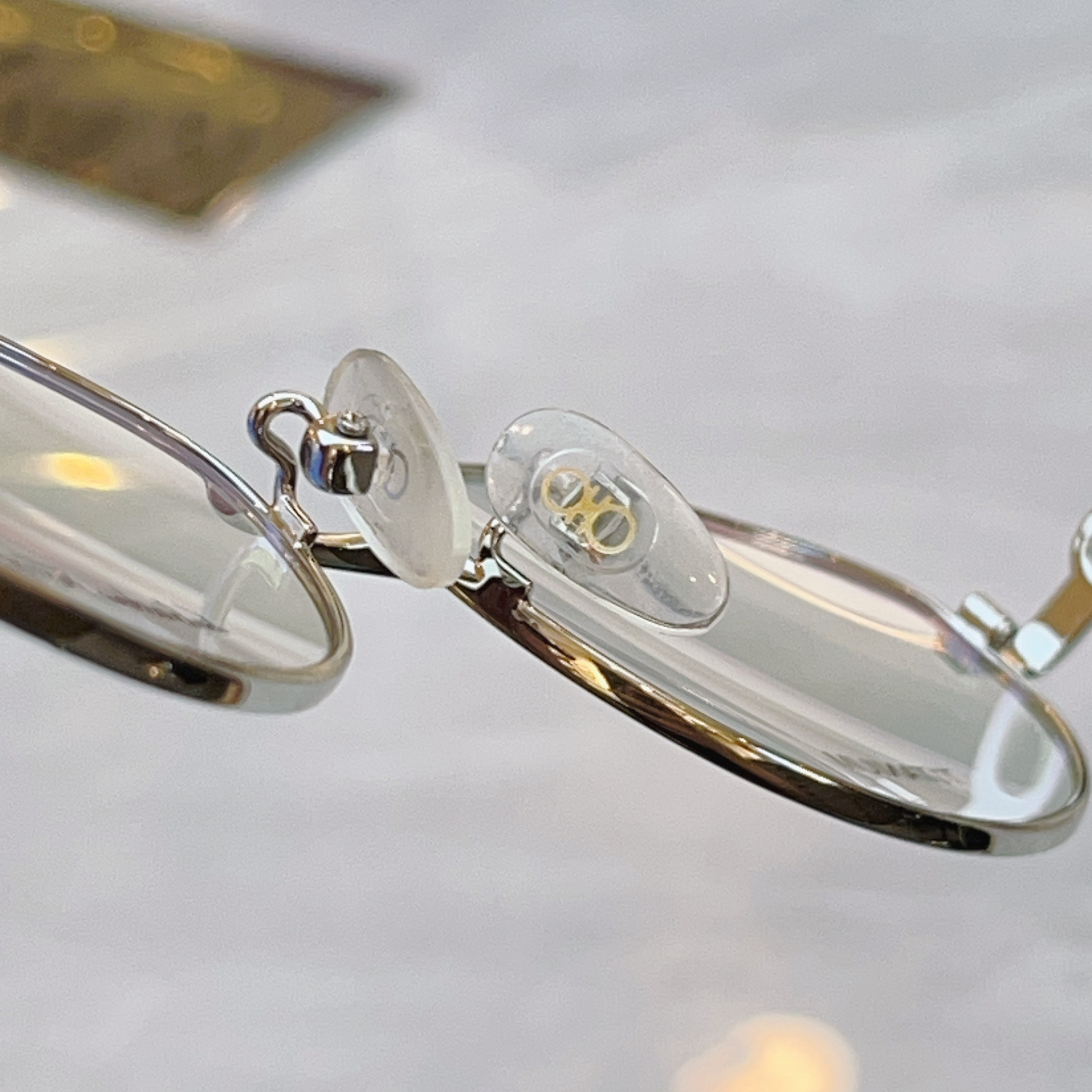 ，【Salvatore ferragam*】 菲拉*格慕 新款眼镜架，MODEL：SF2555RA，SI