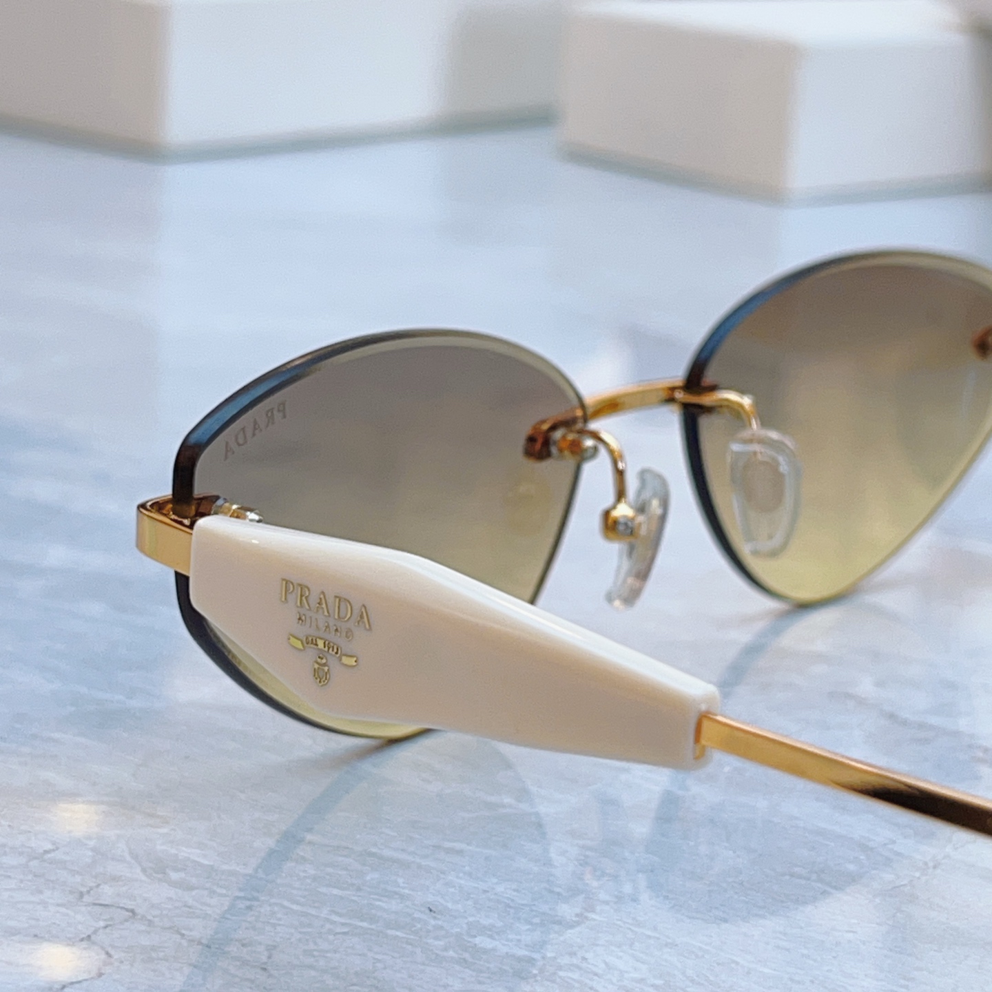 ，【PRAD*】普拉*达新款眼镜架，MODEL：PR 212VS，SIZE：58口18-145