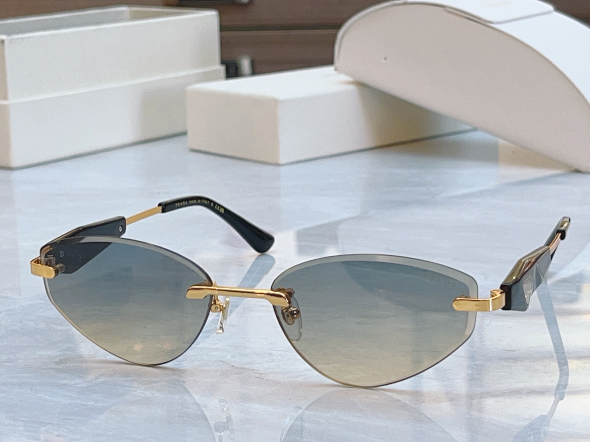 ，【PRAD*】普拉*达新款眼镜架，MODEL：PR 212VS，SIZE：58口18-145