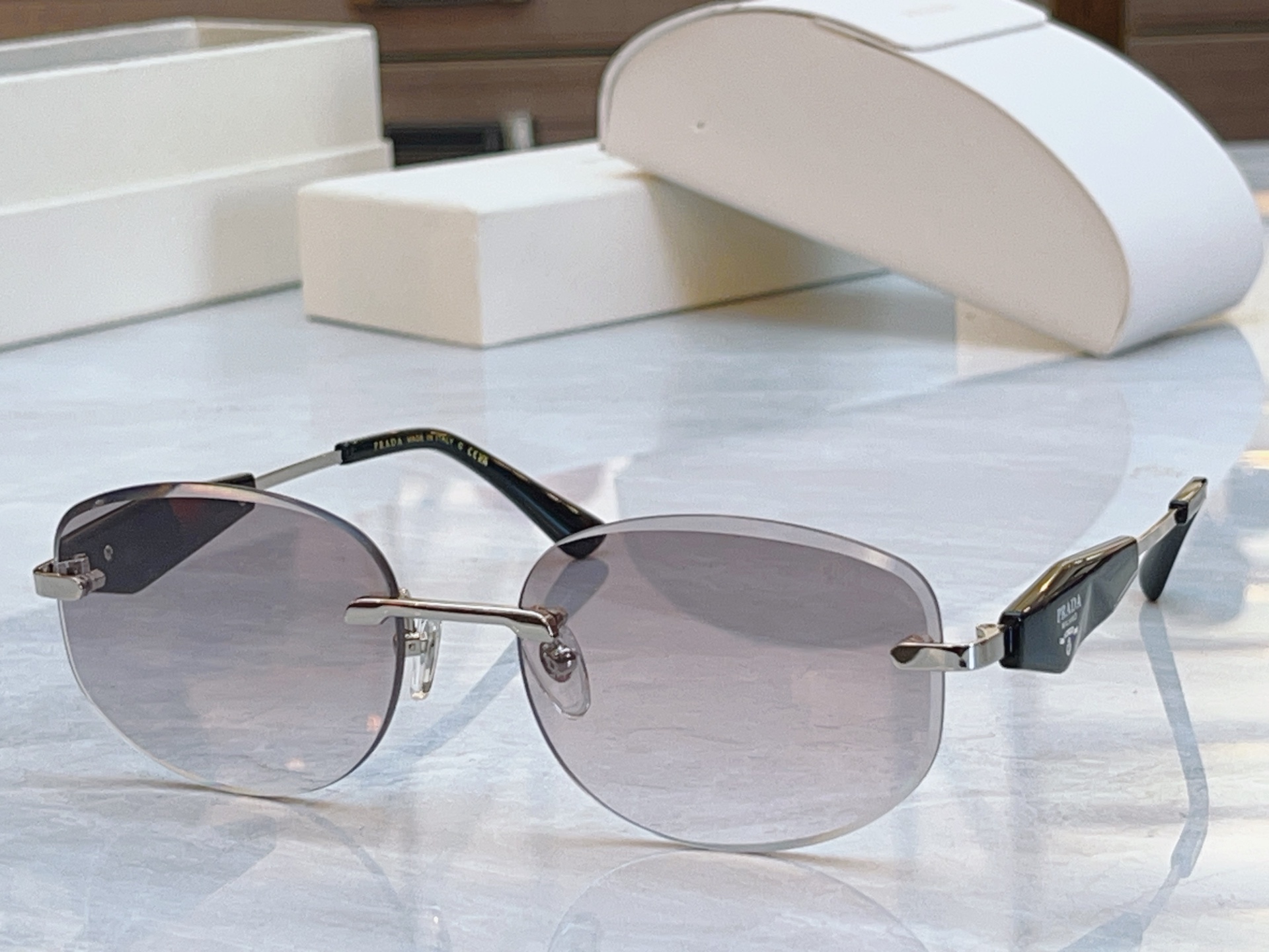 ，【PRAD*】普拉*达新款眼镜架，MODEL：PR 211VS，SIZE：58口18-145