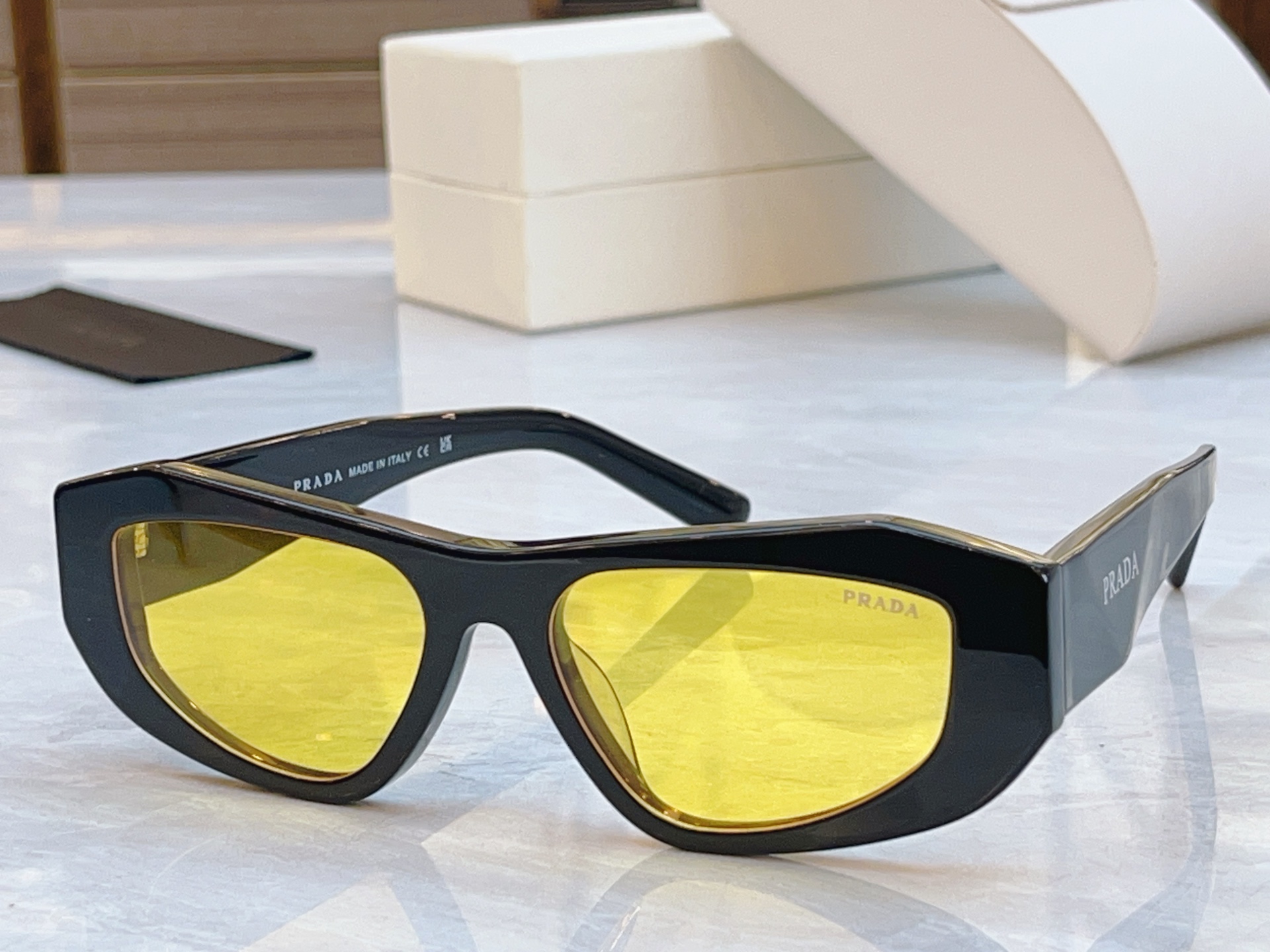 ，【PRAD*】普拉*达新款眼镜架，MODEL：SPR B19，SIZE：52口17-145