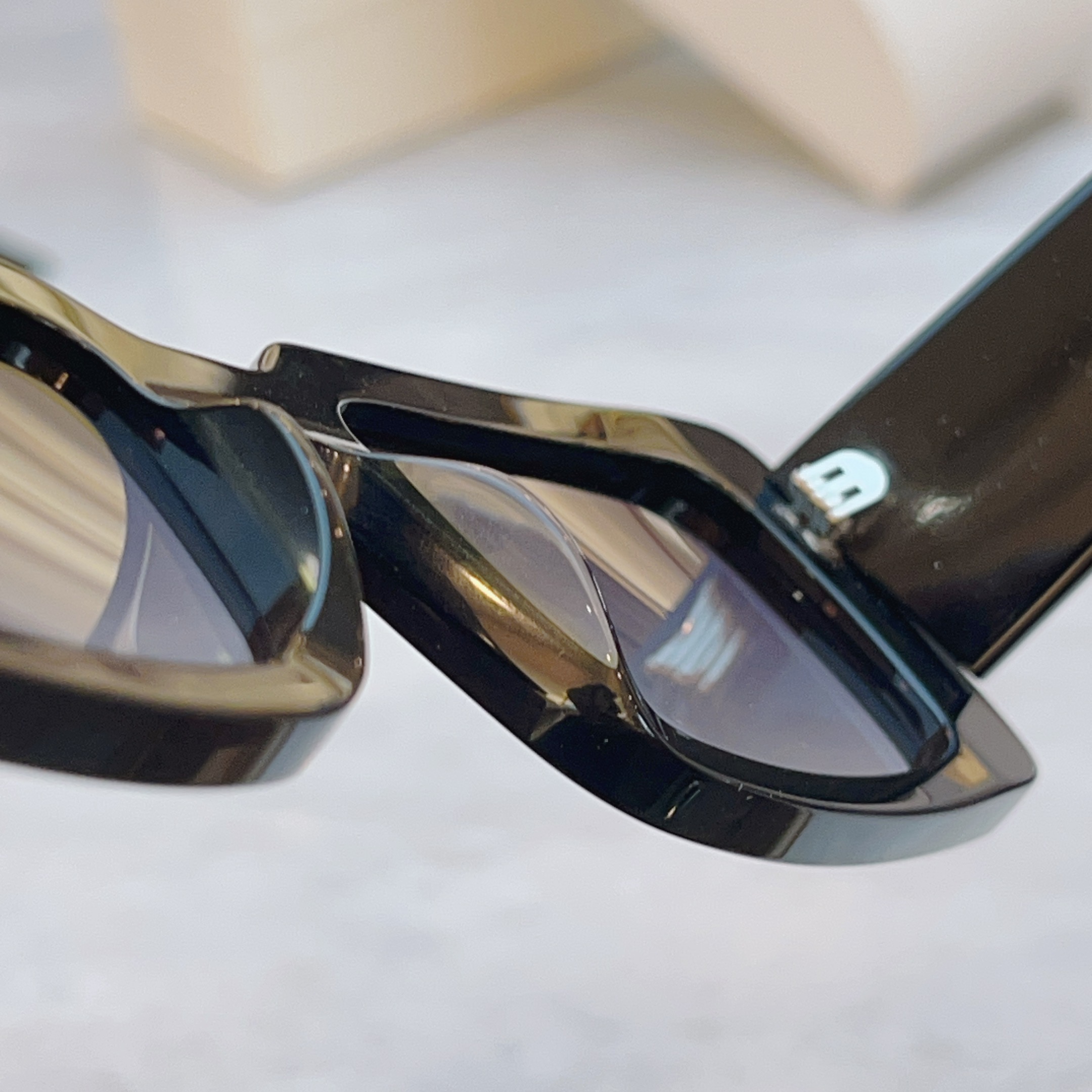 ，【PRAD*】普拉*达新款眼镜架，MODEL：PRA07S，SIZE：52口20-145