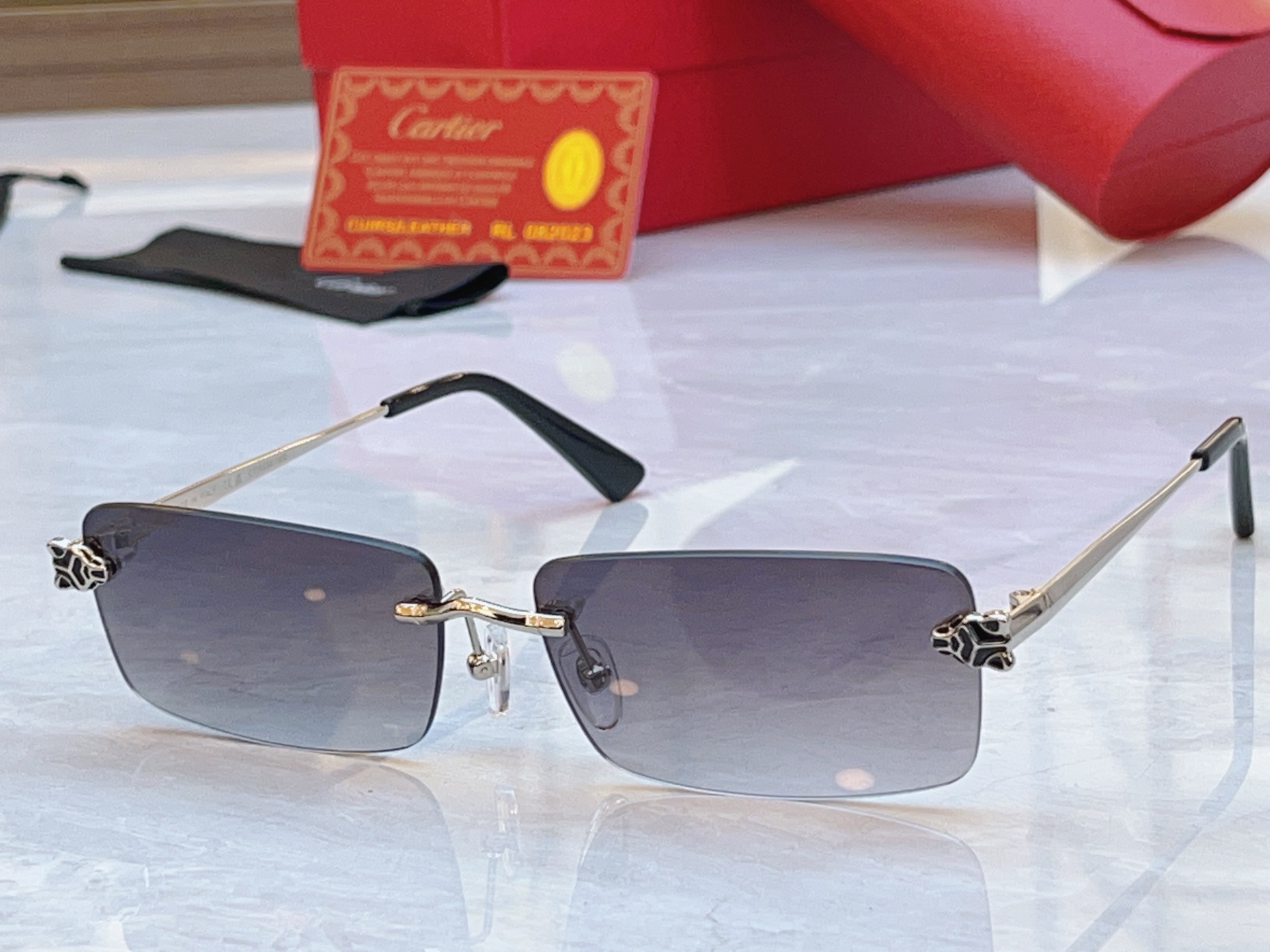 ，【CARTIE*】卡地*亚新款太阳镜，Mod:CT0598S，Size:59口18-140