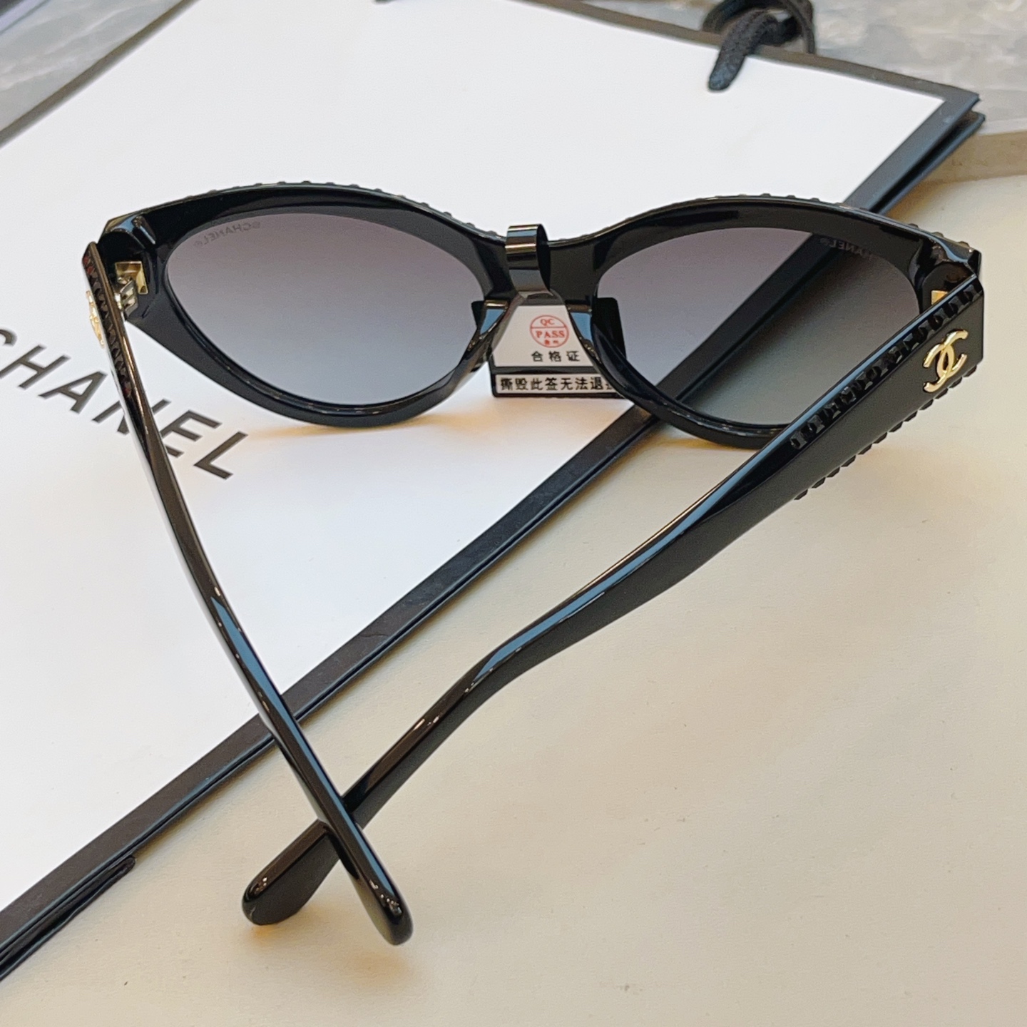 ，【CHANE*】香奈*儿新款太阳镜🕶️ 高版本✨，MODEL：71670A，SIZE：52口17-14