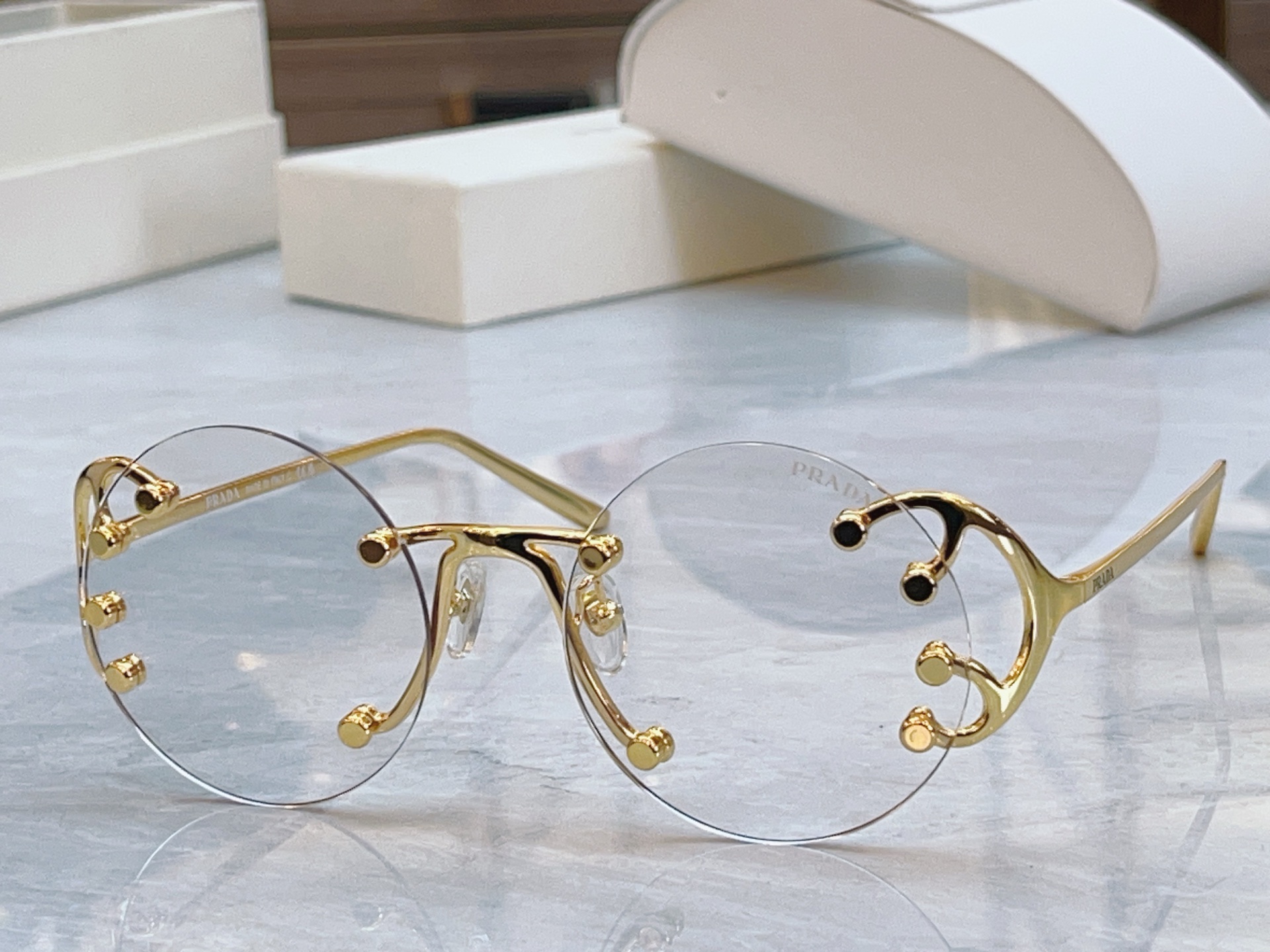 ，【PRAD*】普拉*达新款眼镜架，MODEL：PR C56S，SIZE：51口20-135