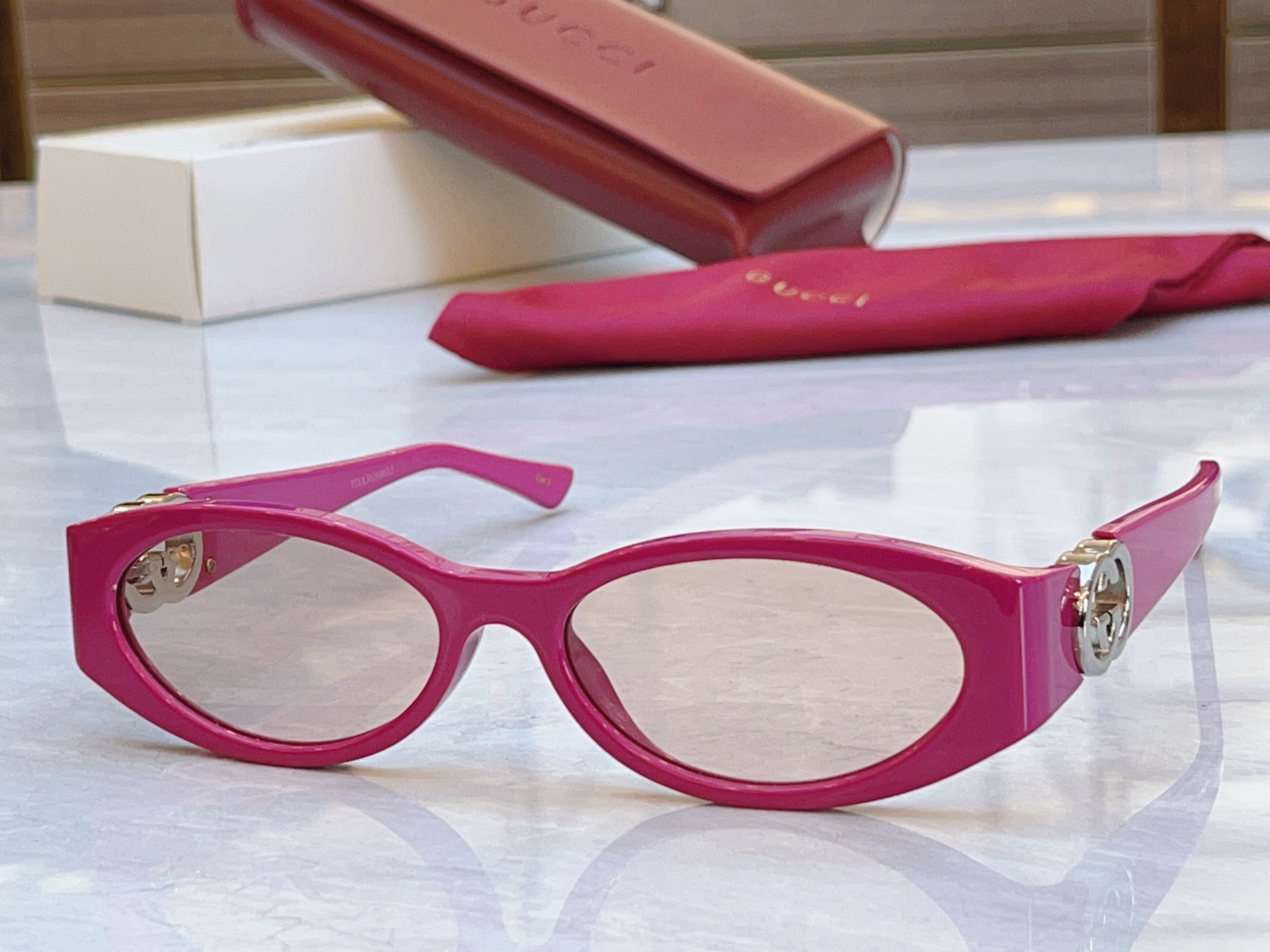 ，【GUCC*】古*驰新款太阳镜，GG1660S，SIZE:54口16-135