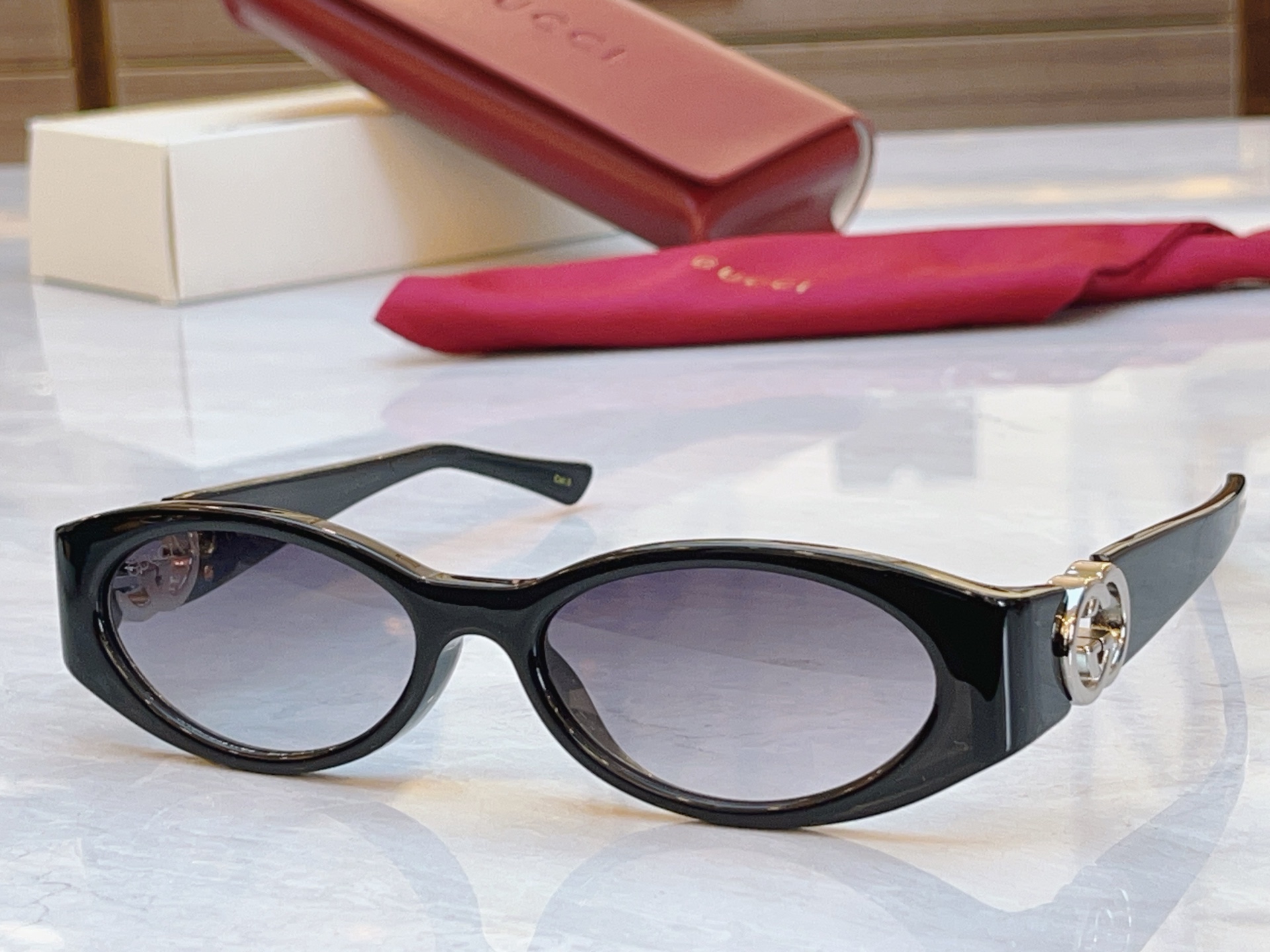 ，【GUCC*】古*驰新款太阳镜，GG1660S，SIZE:54口16-135