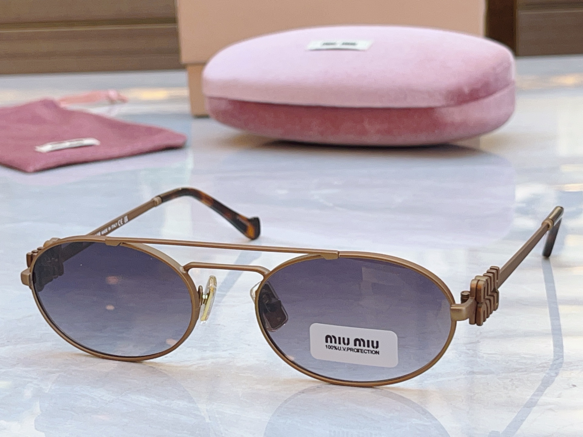 ，【MIUMI*】缪*缪新款太阳镜🕶️，Mod:SMU 54ZS，SIZE:53口19-140