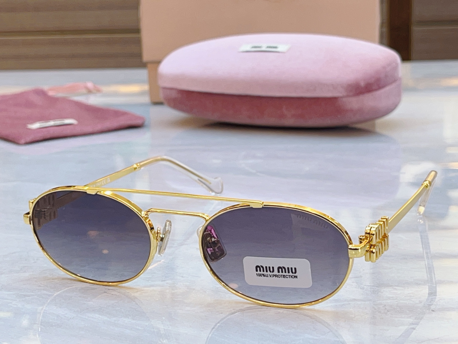 ，【MIUMI*】缪*缪新款太阳镜🕶️，Mod:SMU 54ZS，SIZE:53口19-140