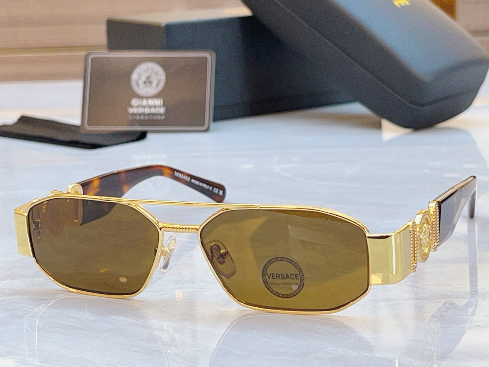 ，【VERSAC*】范思*哲新款太阳镜，MODEL：VE2287，SIZE：54口15-145