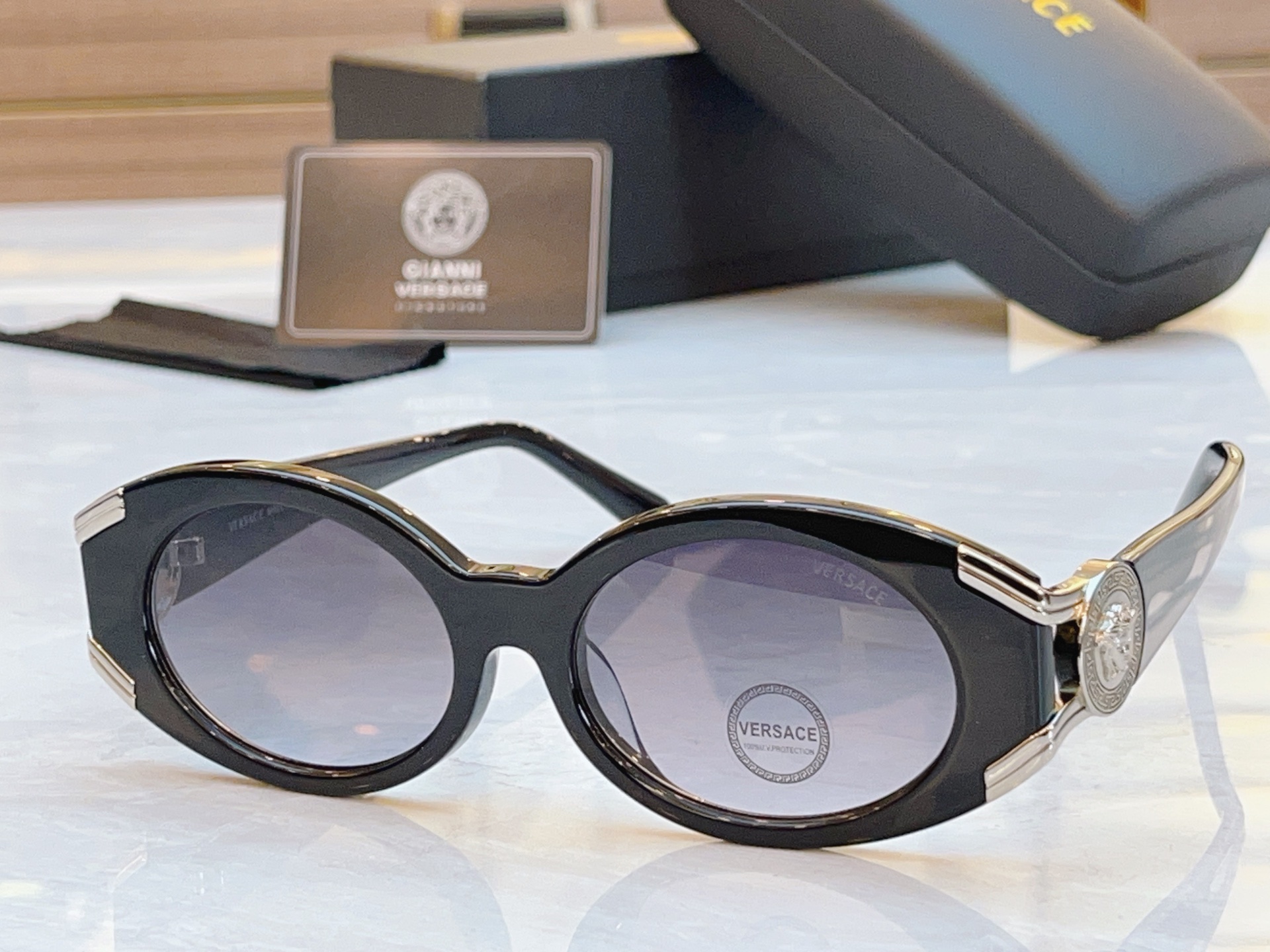 ，【VERSAC*】范思*哲新款太阳镜，MODEL：VE4503U，SIZE：52口18-145