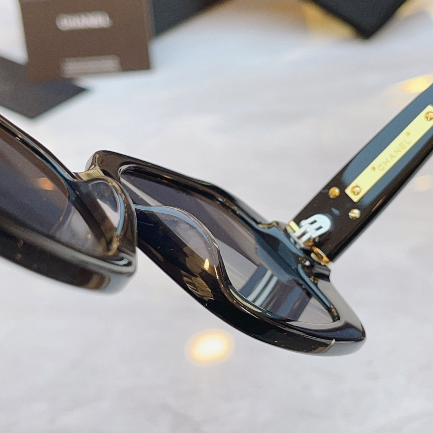 ，【CHANE*】香奈儿新款太阳镜，MODEL：CH9148B，SIZE：52口21-142