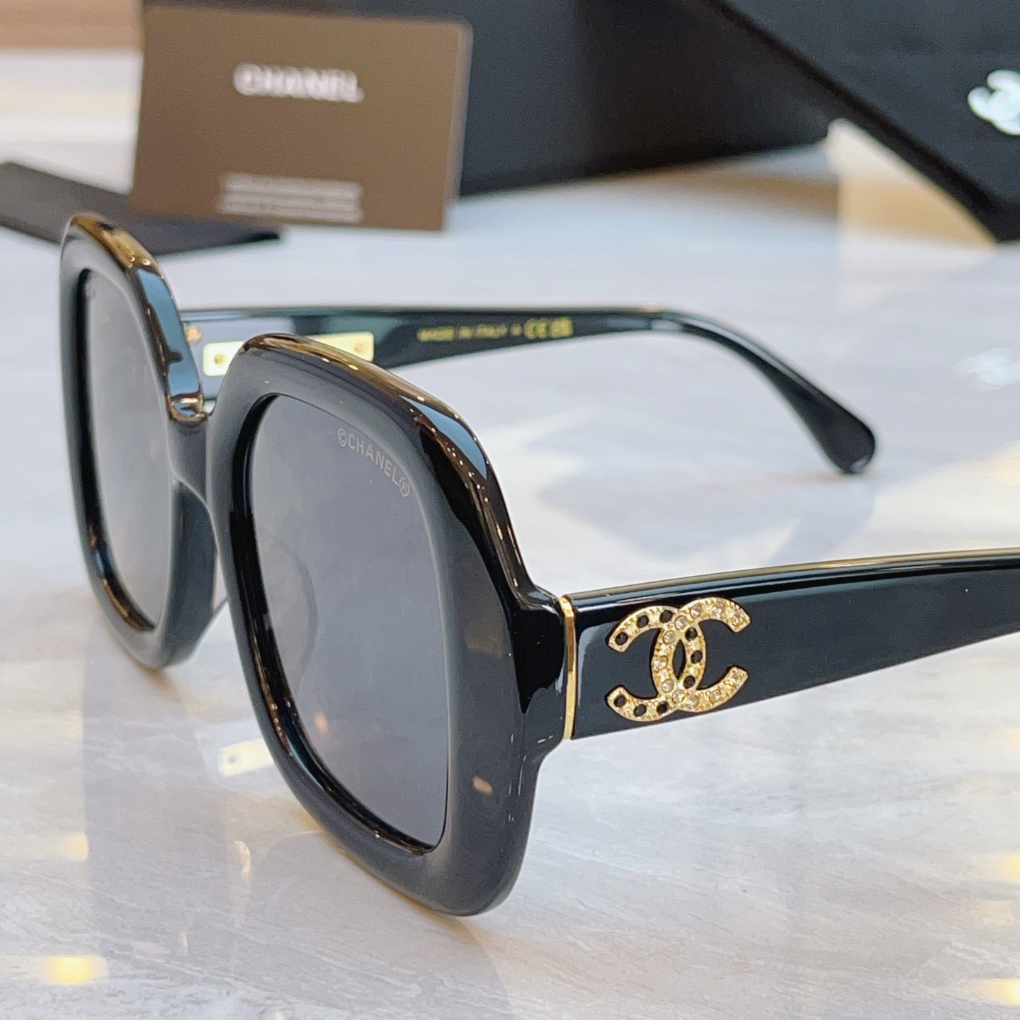 ，【CHANE*】香奈儿新款太阳镜，MODEL：CH9148B，SIZE：52口21-142