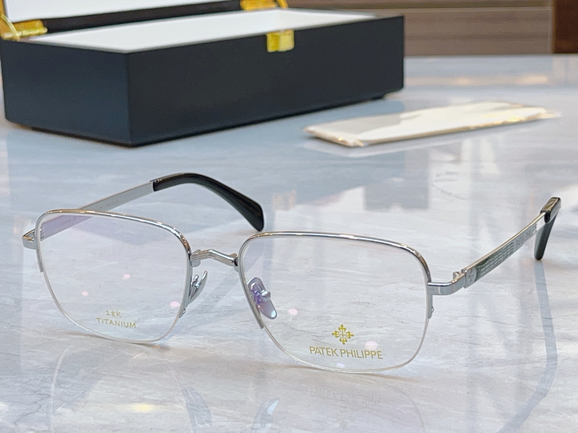 ，【PATEK PHILIPP*】百达翡*丽新款眼镜架，MODEL：SS1176，SIZE：56口18-
