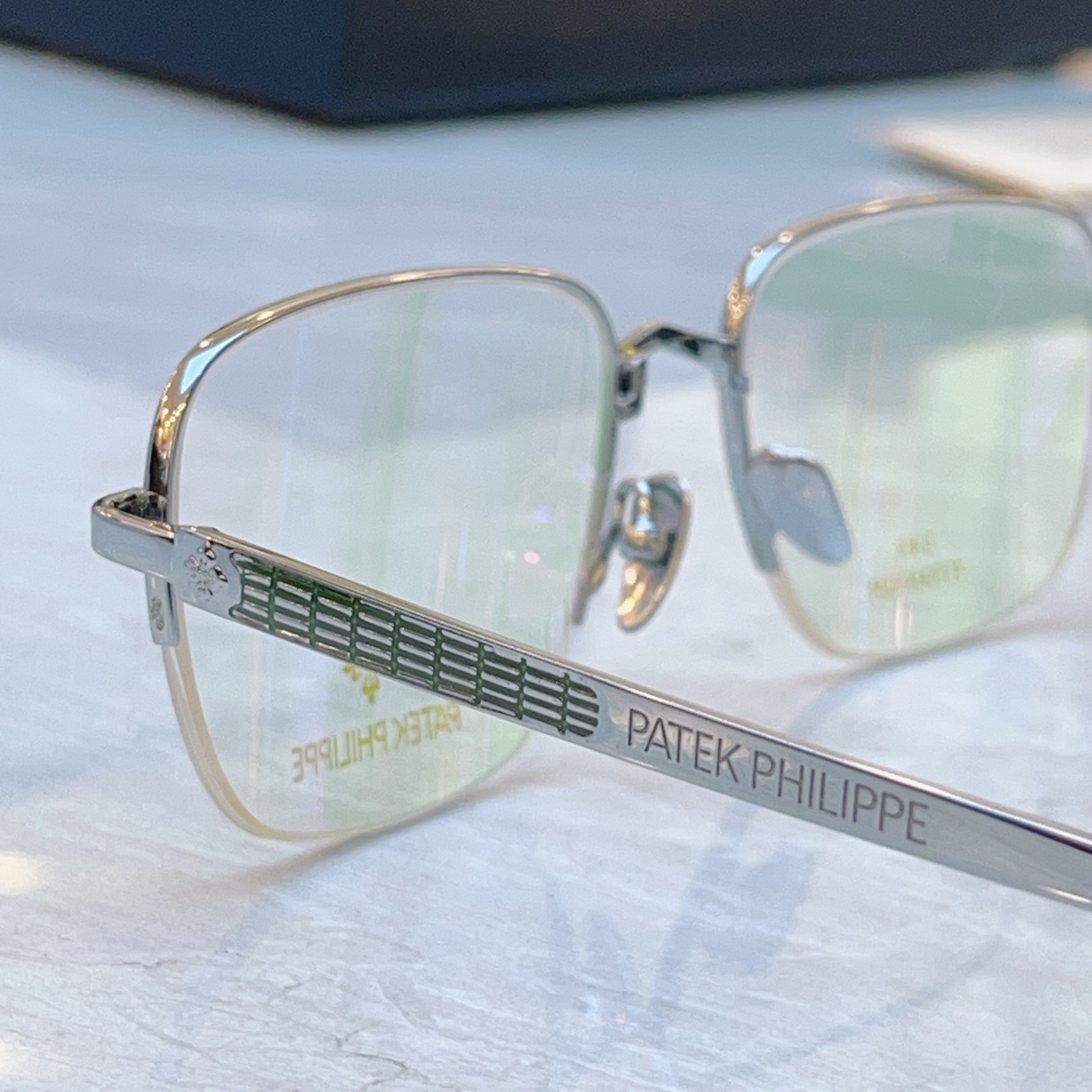 ，【PATEK PHILIPP*】百达翡*丽新款眼镜架，MODEL：SS1176，SIZE：56口18-