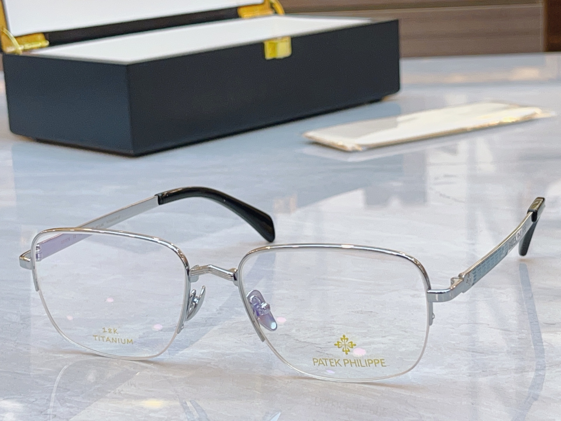 ，【PATEK PHILIPP*】百达翡*丽新款眼镜架，MODEL：SS1176，SIZE：56口18-