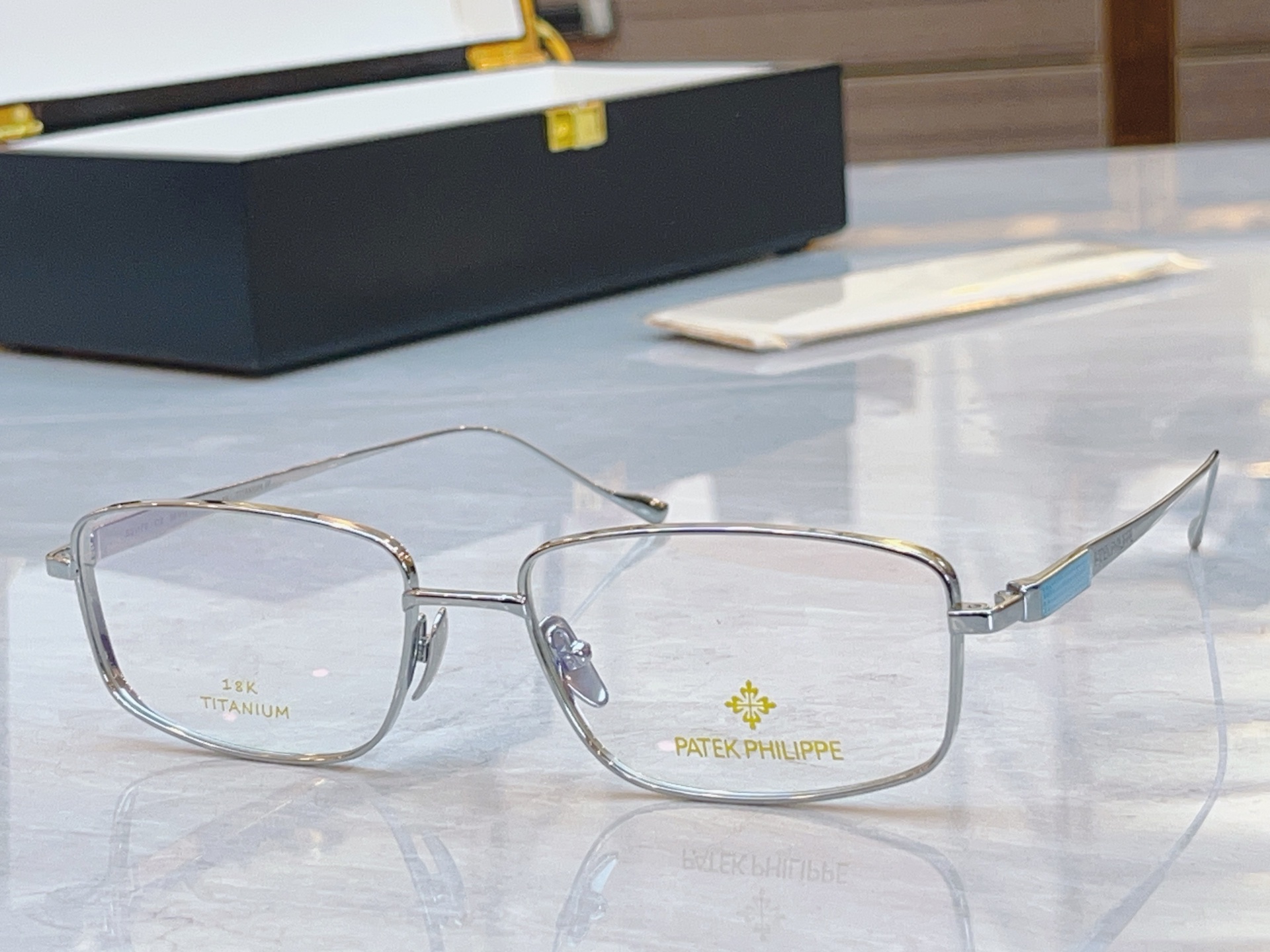 ，【PATEK PHILIPP*】百达翡*丽新款眼镜架，MODEL：SS1179，SIZE：56口17-